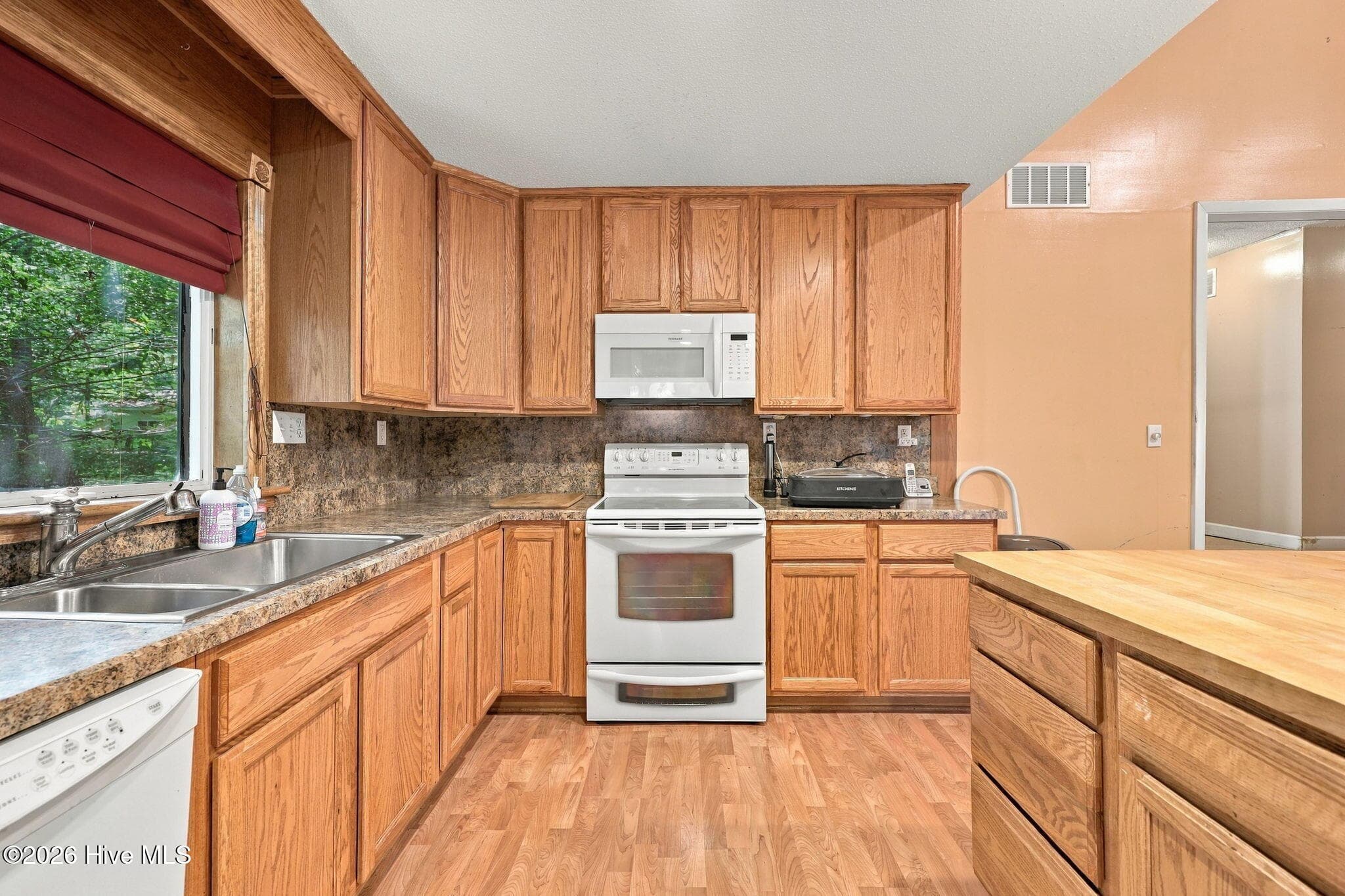 Single Family Residence at 400 Fort Hill Drive, Blounts Creek, NC 27814, photo 32 of 38