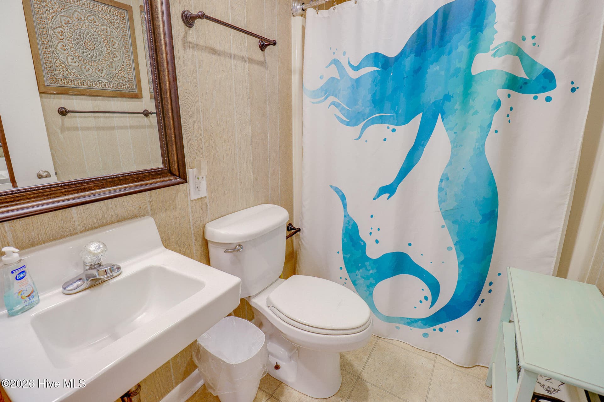 1112 N Shore Drive, Surf City, NC 28445
