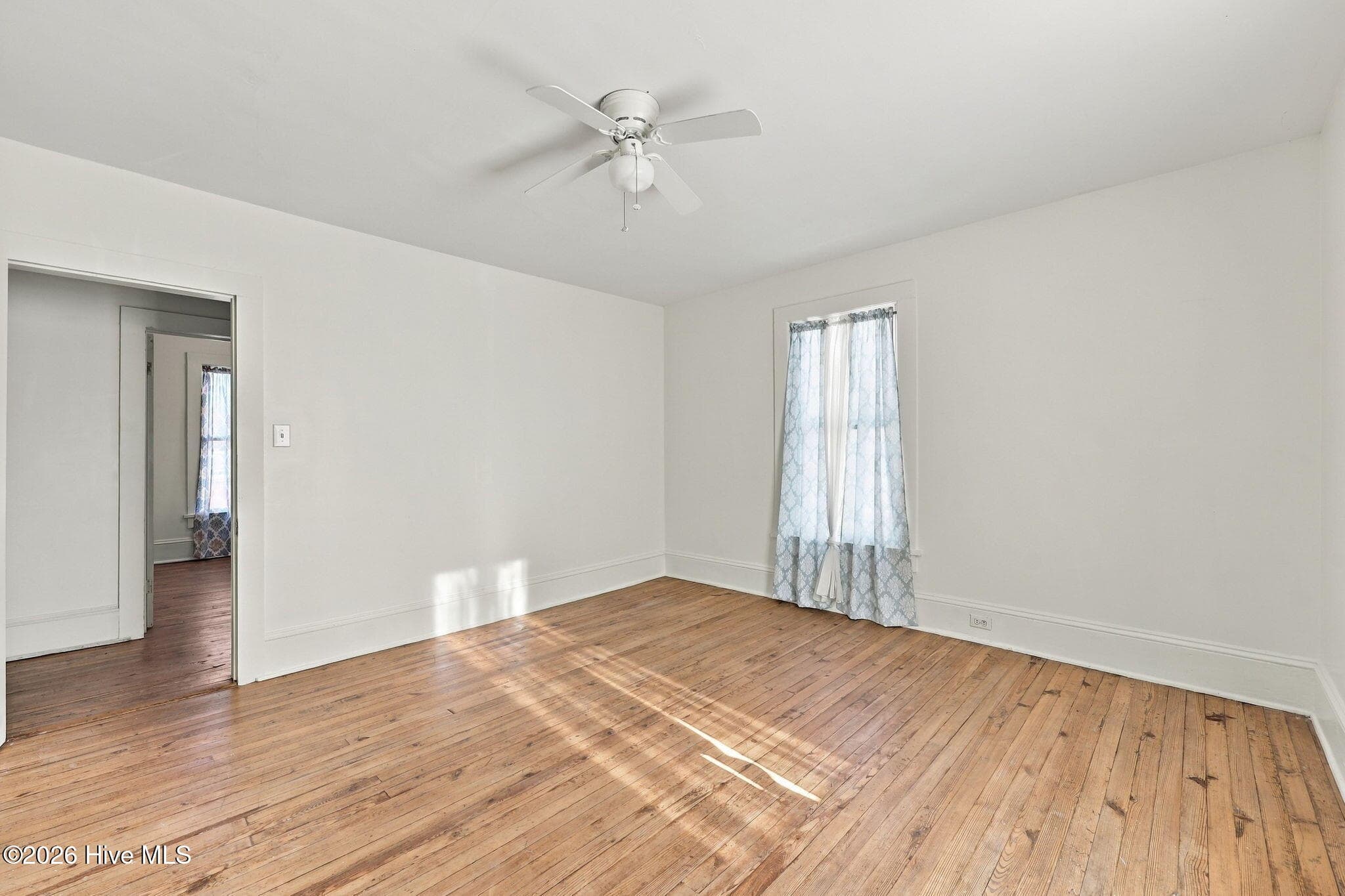 Business at 122 W 5th Street, Washington, NC 27889, photo 58 of 81