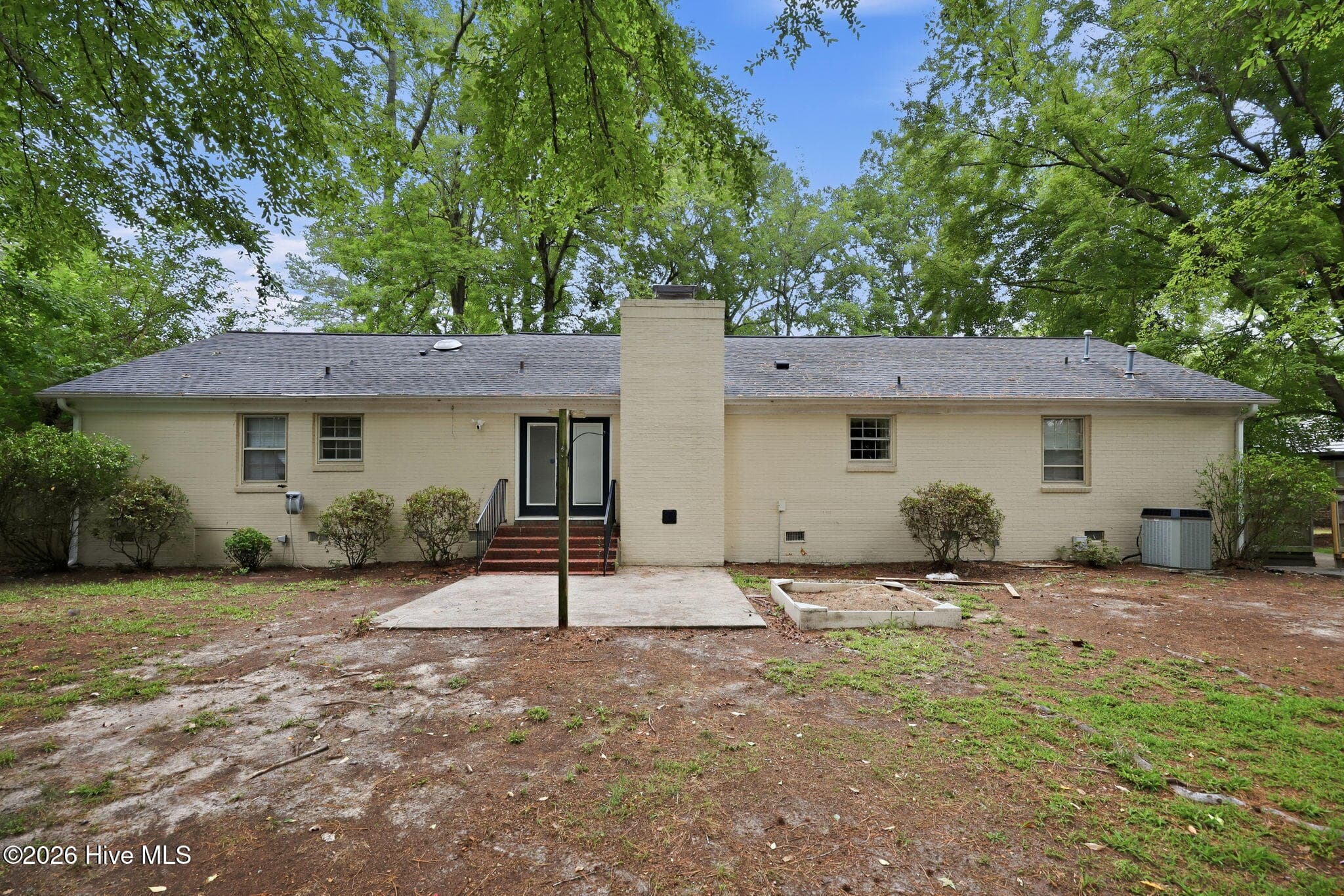Single Family Residence at 103 Greenwood Drive, Greenville, NC 27834, photo 36 of 41