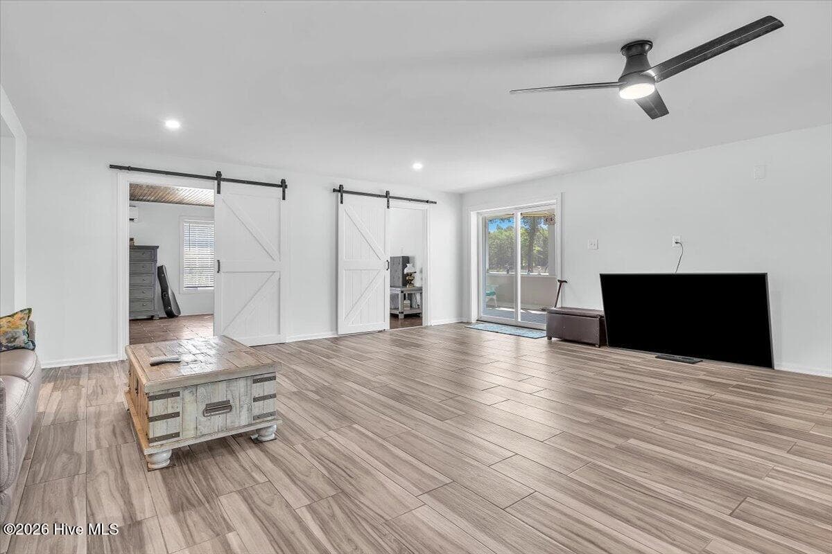 Lower Level - 609 Sawgrass Road, Hampstead, NC 28443