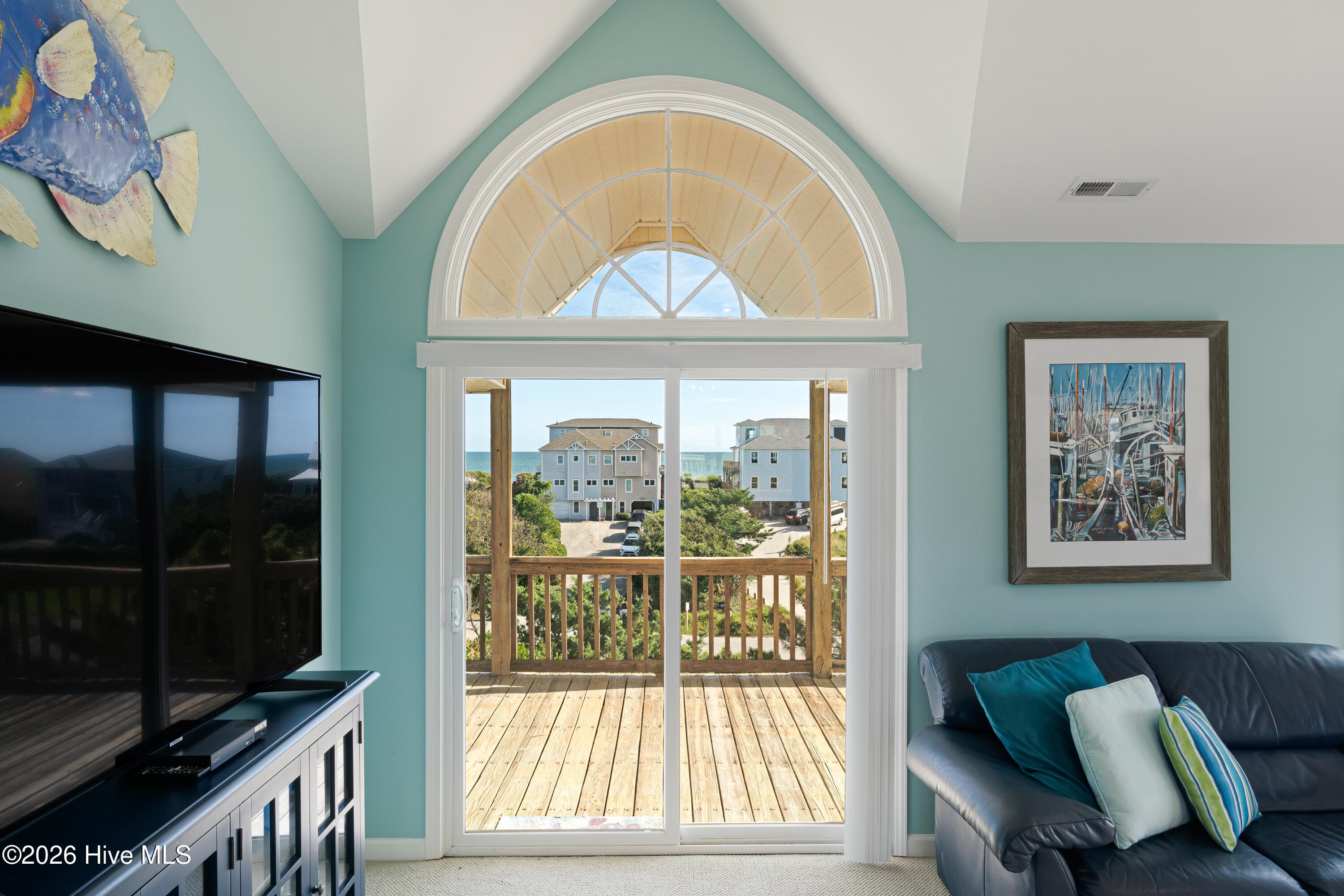 Single Family Residence at 118 Heverly Drive, Emerald Isle, NC 28594, photo 8 of 61