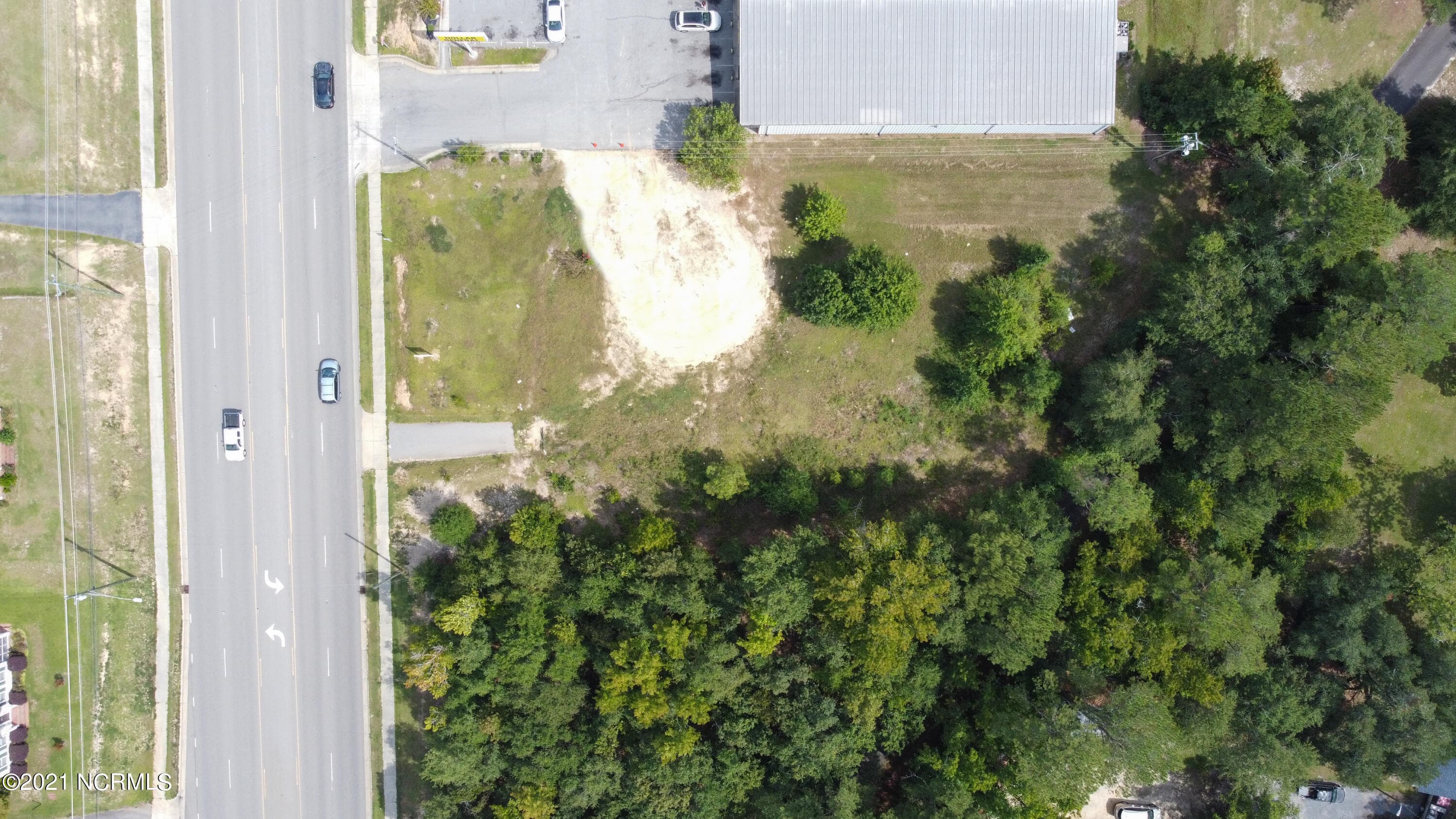 Commercial Sale at 2026 Fayetteville Road, Rockingham, NC 28379, photo 11 of 12