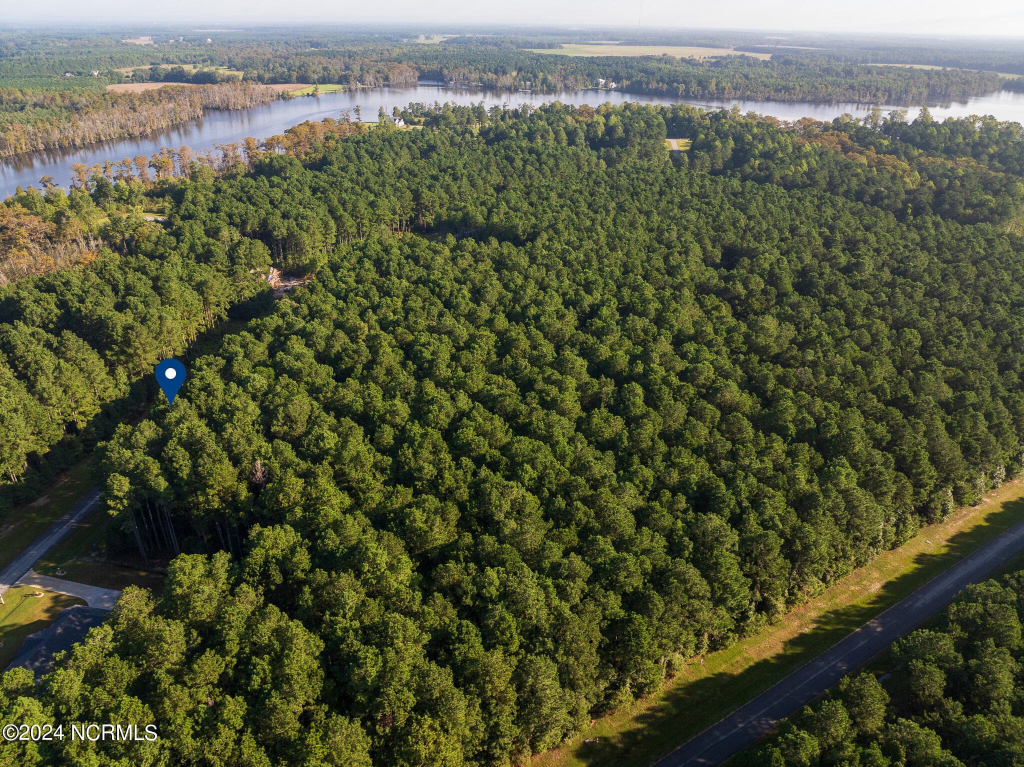 Residential Lot at 420 87 Riversound Drive, Edenton, NC 27932, photo 2 of 14