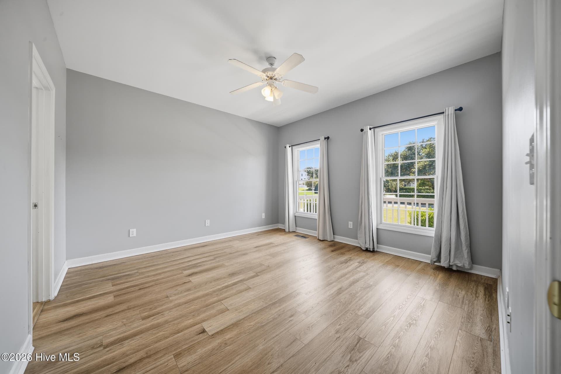 Master Bedroom - 117 Middle Point Road, Hampstead, NC 28443