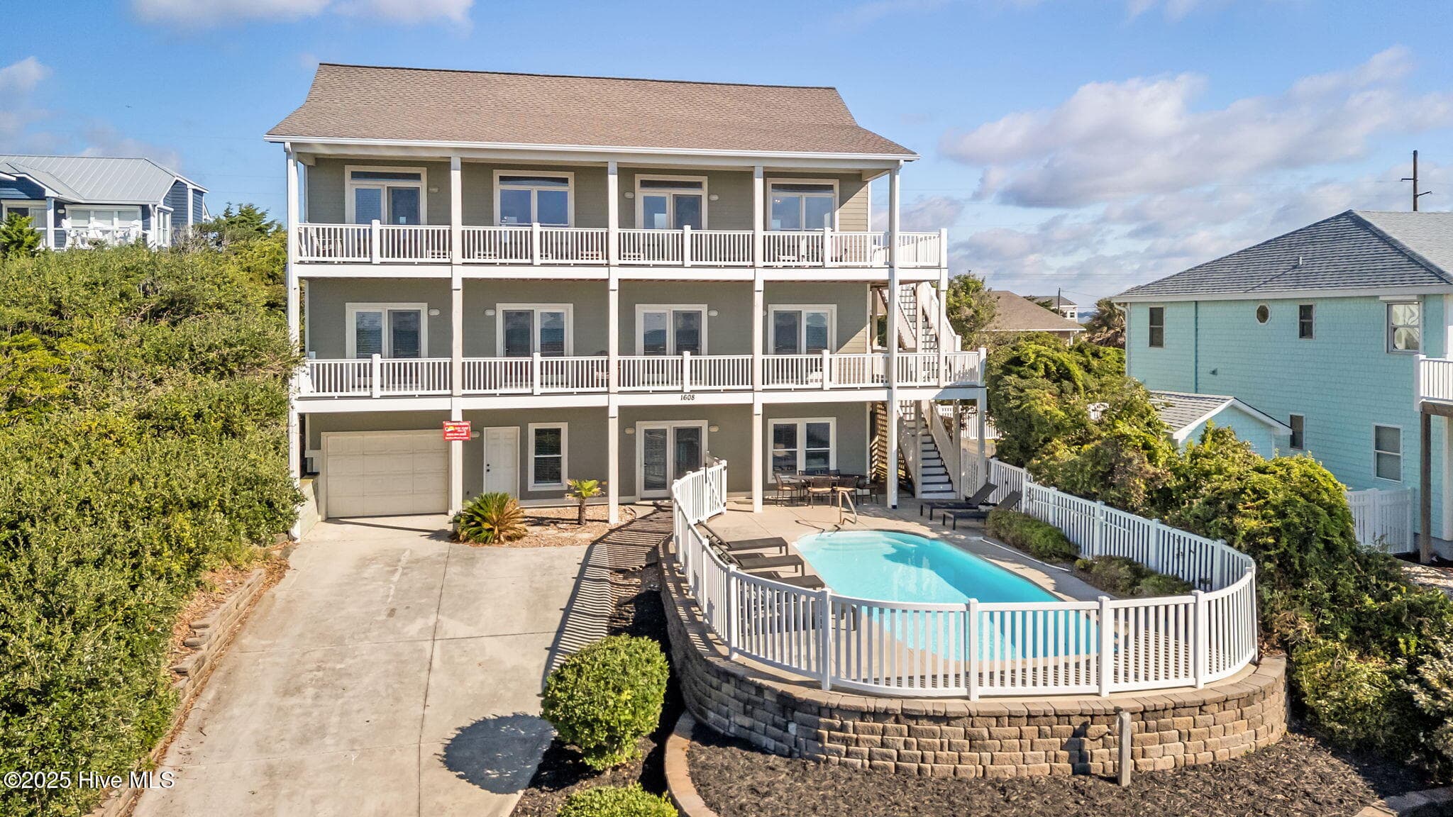 1608 Ocean Drive, Emerald Isle, NC 28594