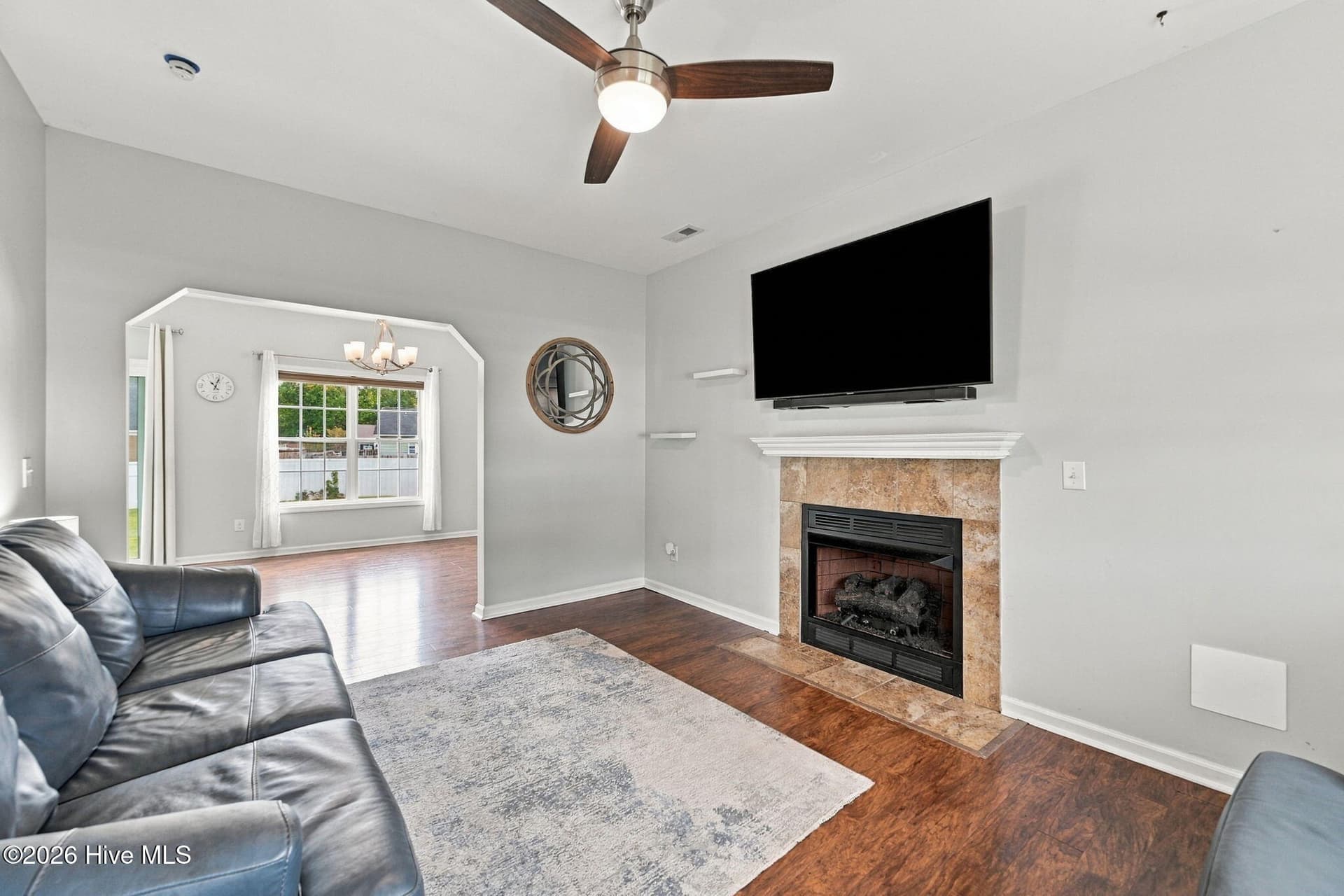 Single Family Residence at 113 Borough Nest Drive, Swansboro, NC 28584, photo 7 of 49