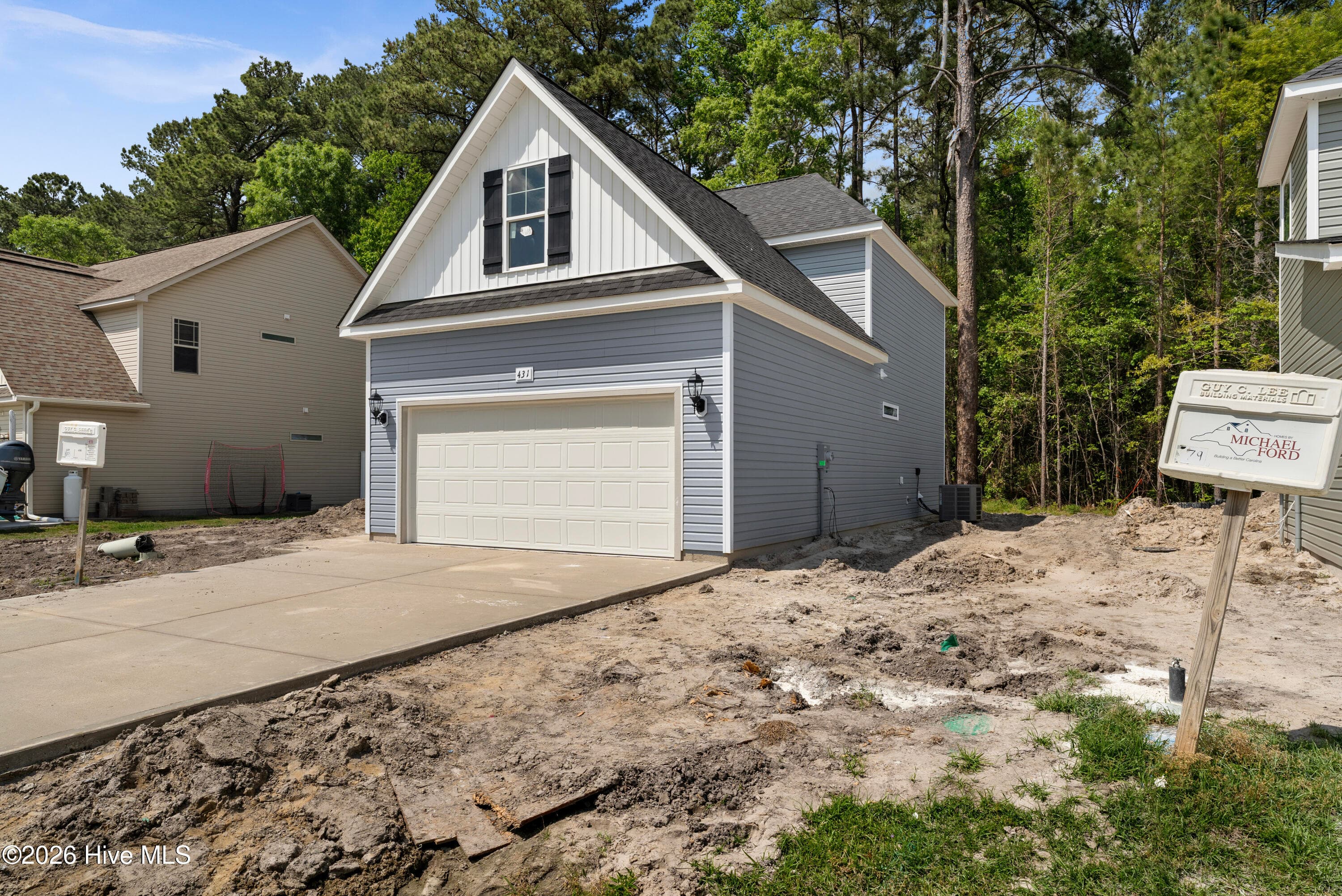Single Family Residence at 431 Peregrine Ridge Drive, New Bern, NC 28560, photo 6 of 90