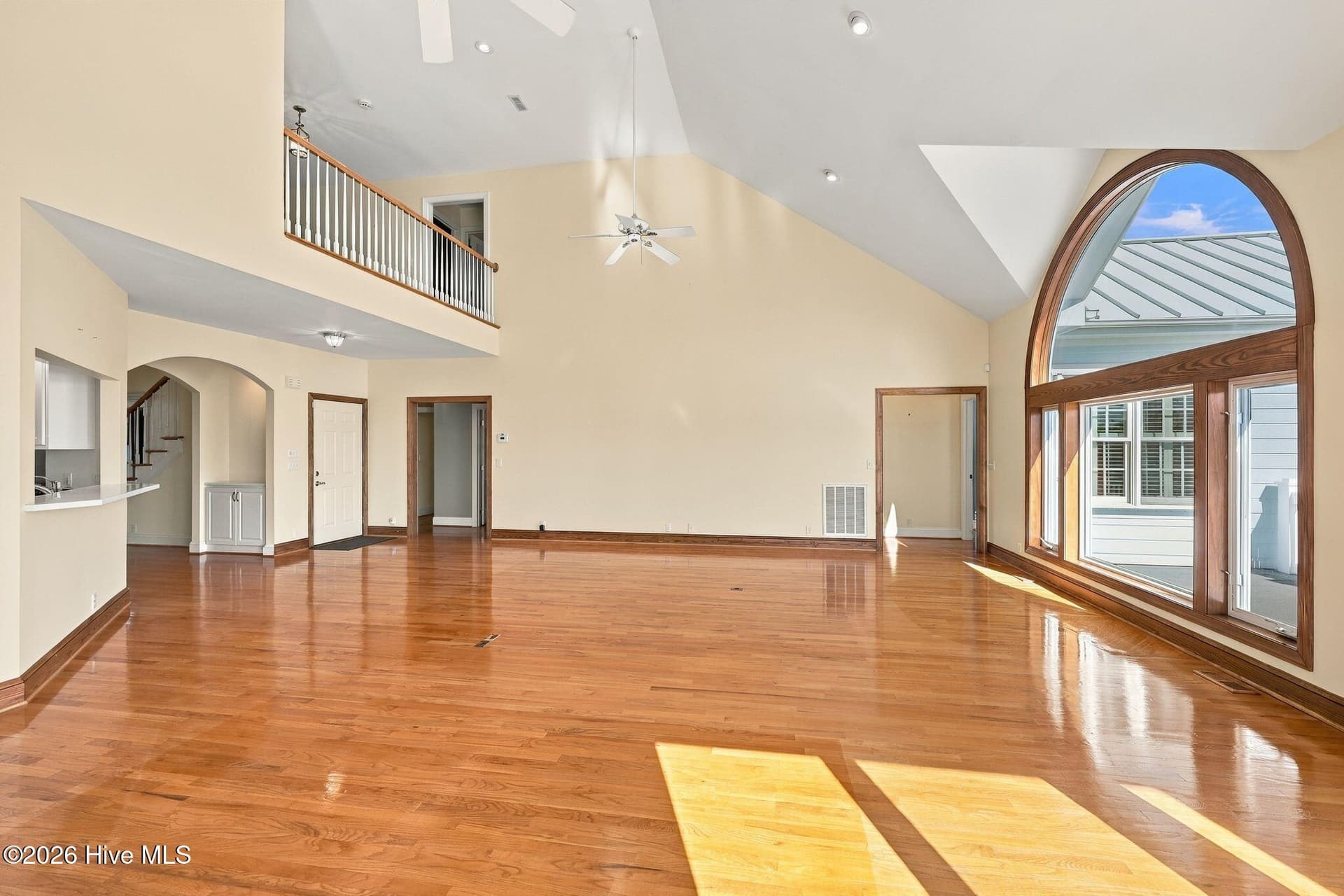 Single Family Residence at 526 Ballast Point Road, Hampstead, NC 28443, photo 10 of 67