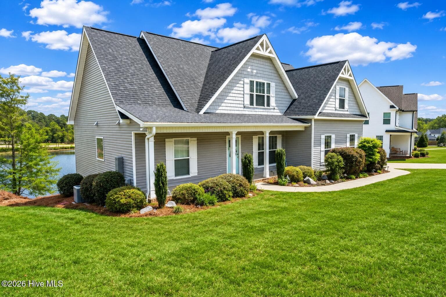 Single Family Residence at 325 Dove Lake Drive, North Augusta, SC 29841, photo 4 of 68