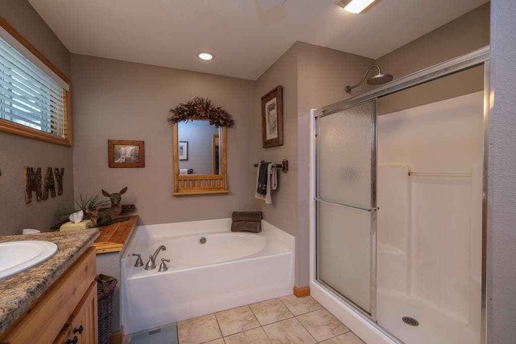 Single Family Residence at 78 Hawk Nest Place, Murphy, NC 28906, photo 35 of 83
