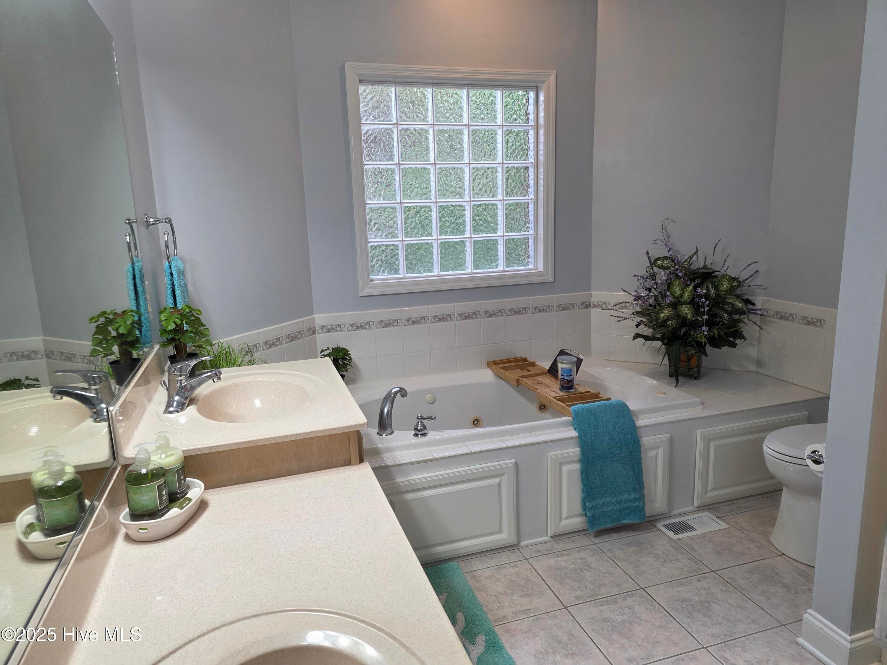 Single Family Residence at 219 Drake Landing, New Bern, NC 28560, photo 29 of 60