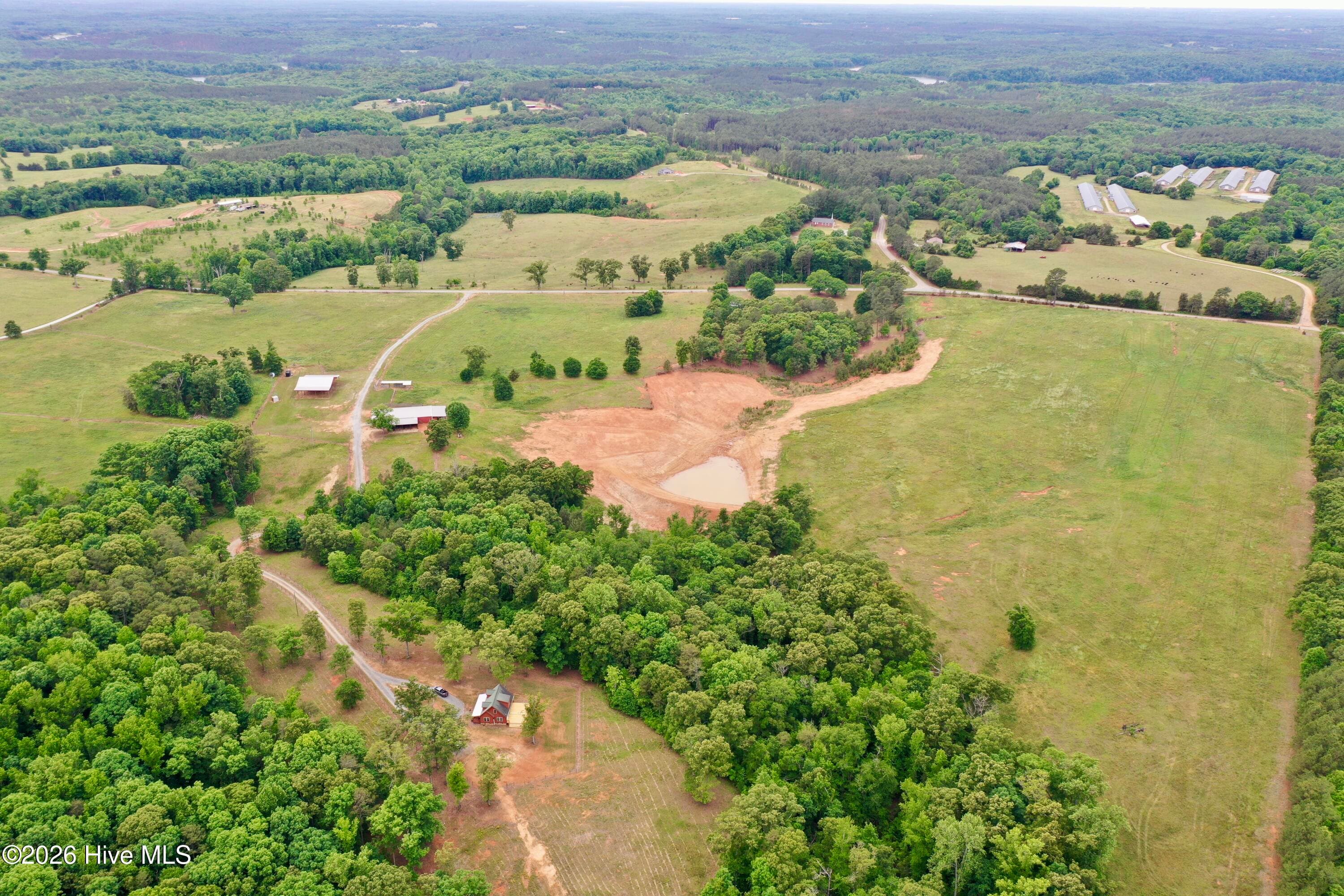 Single Family Residence at 8335 Sc 187, Iva, SC 29655, photo 7 of 17