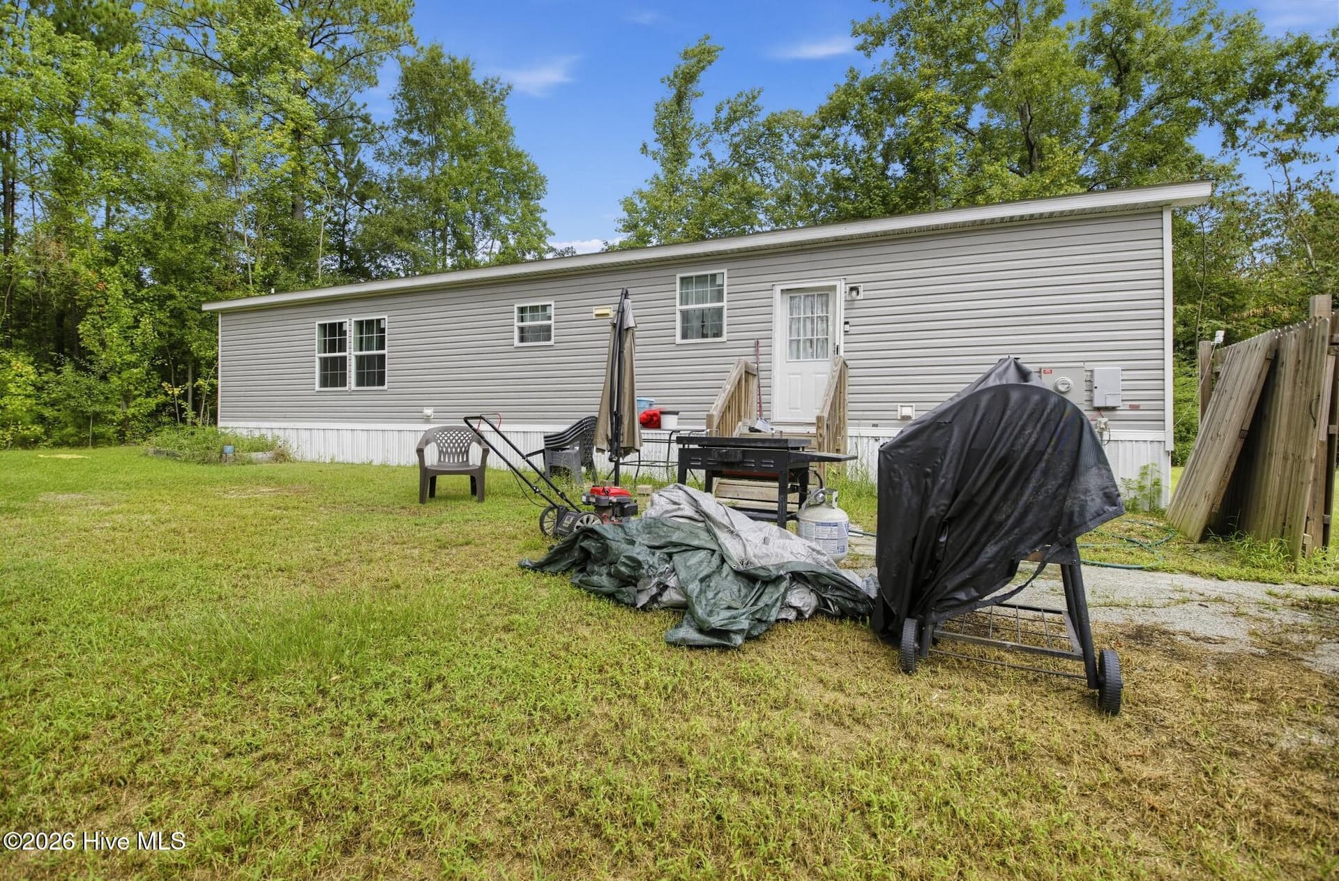 Manufactured Home at 140 Hillmont Road, New Bern, NC 28562, photo 28 of 29