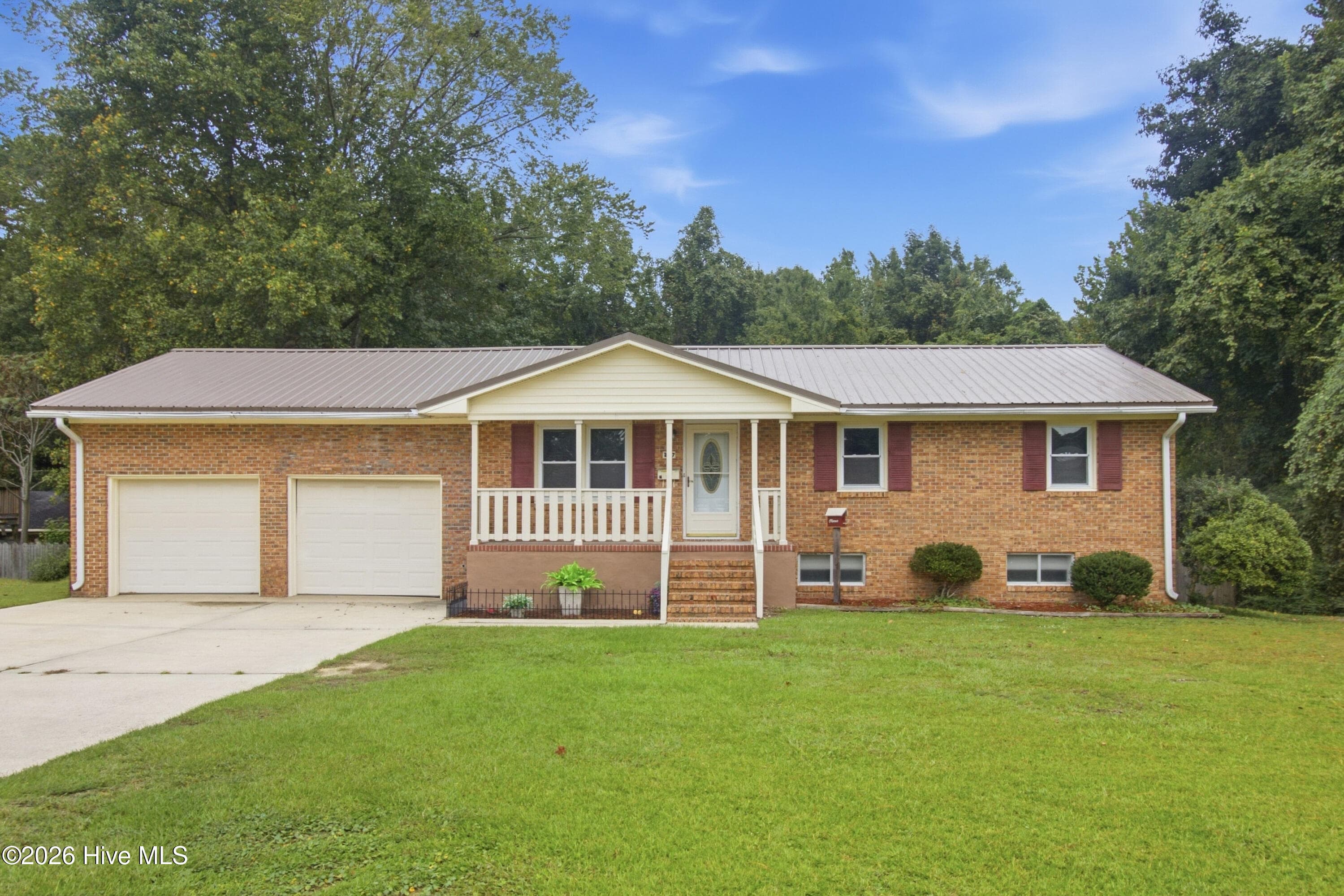 Single Family Residence at 237 Hollywood Boulevard, Havelock, NC 28532, photo 23 of 98
