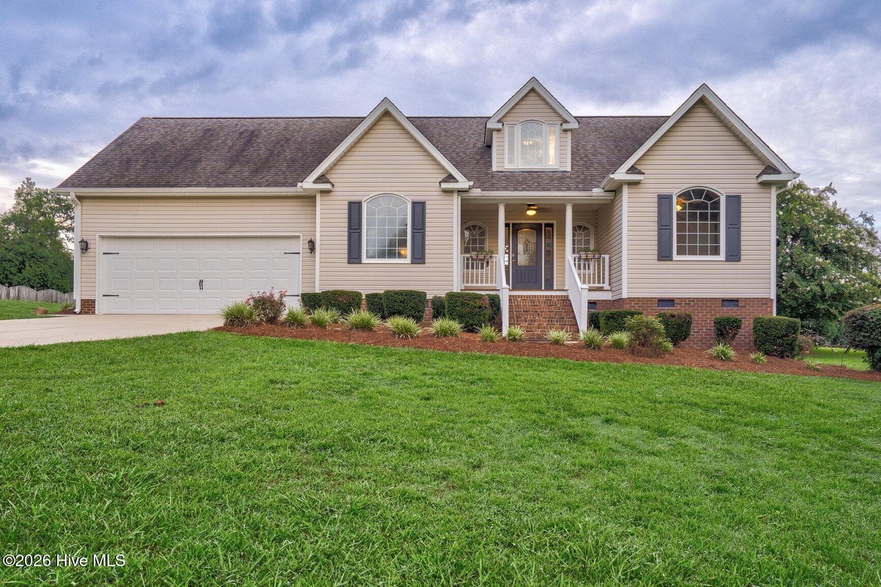 Single Family Residence at 1101 Tyler Farms Drive, Raleigh, NC 27603, photo 3 of 33