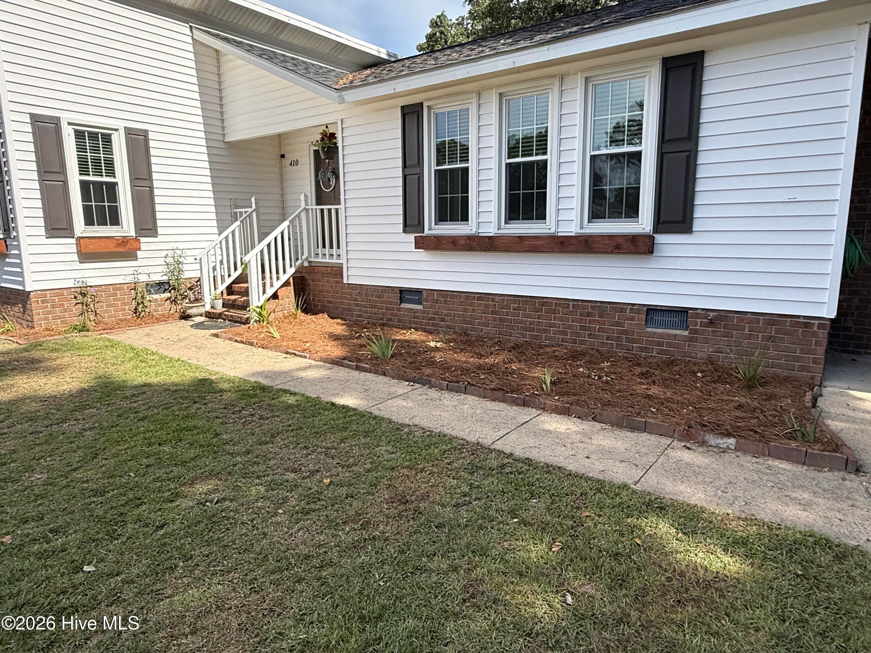 Single Family Residence at 410 Waters Circle, Goldsboro, NC 27534, photo 27 of 33