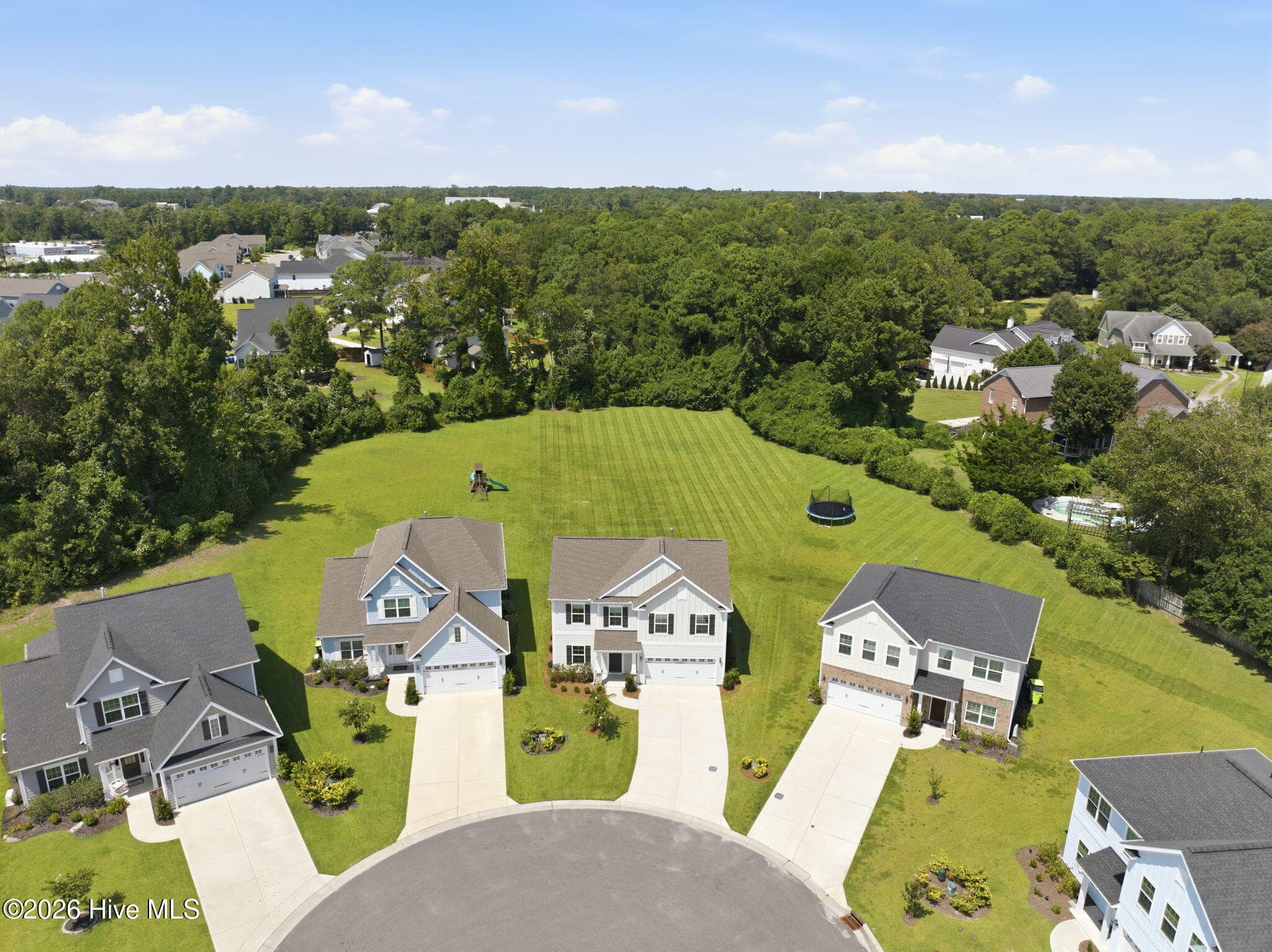 Single Family Residence at 495 Sugar Cove Run, Wilmington, NC 28411, photo 4 of 51