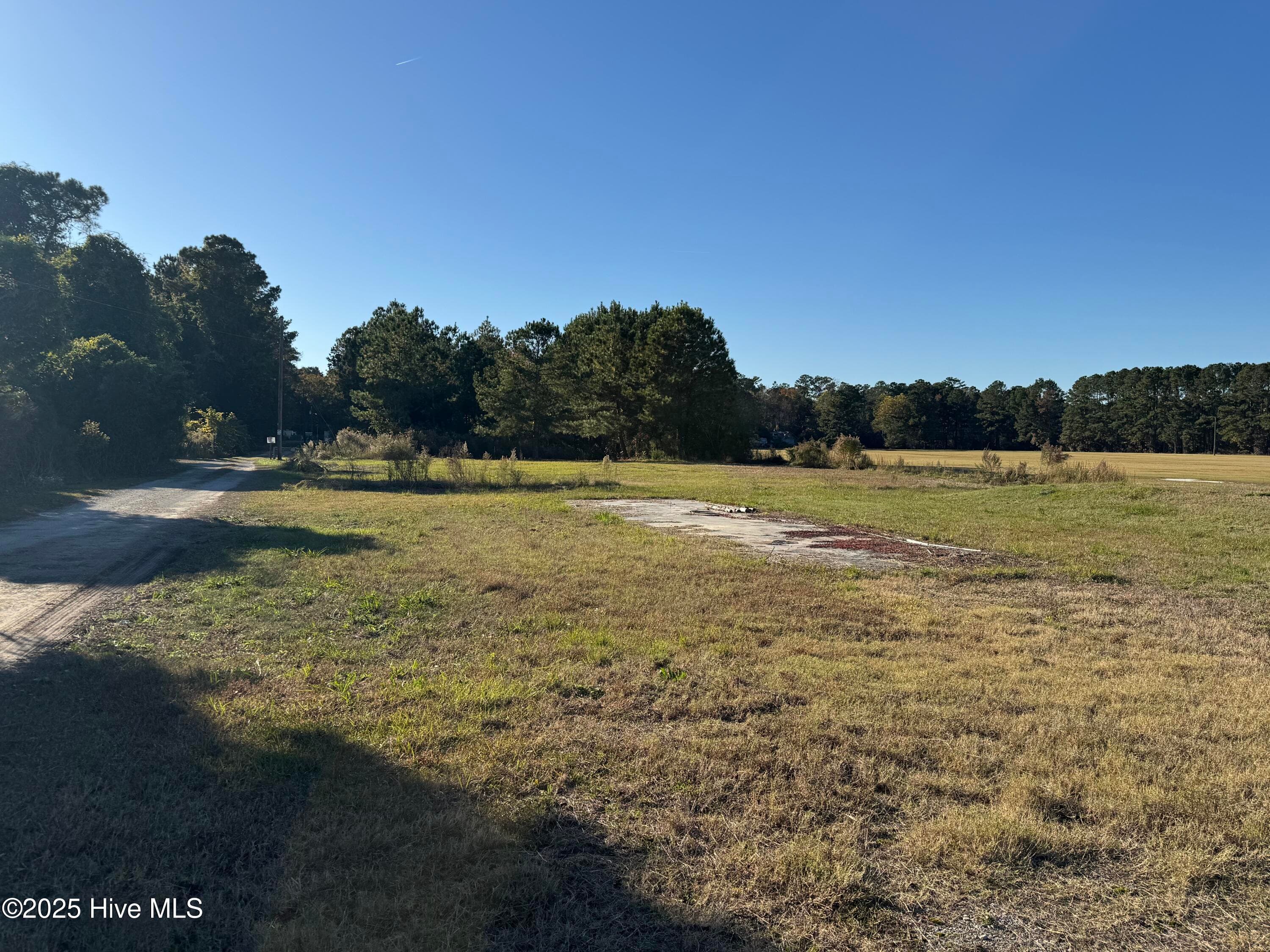 Mixed Use at 1571 Belgrade-Swansboro Road, Maysville, NC 28555, photo 3 of 8