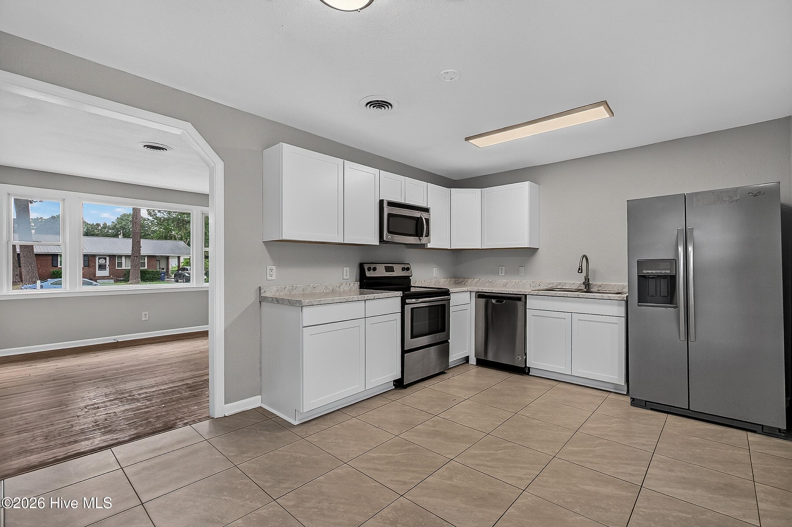 Single Family Residence at 105 Kitt Drive, Jacksonville, NC 28540, photo 11 of 30