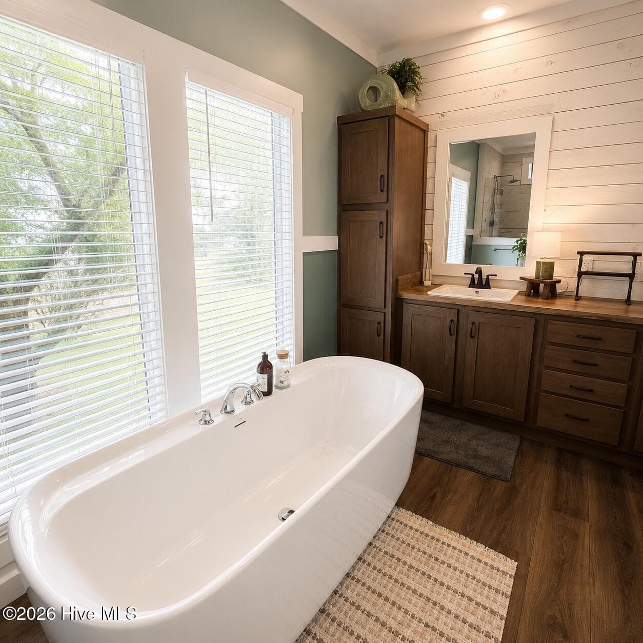 Manufactured Home at 303 Live Oak Drive, Sunset Beach, NC 28468, photo 20 of 33