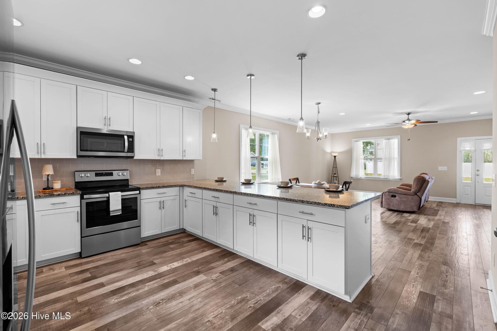 Single Family Residence at 539 Eden Drive SW, Supply, NC 28462, photo 9 of 46
