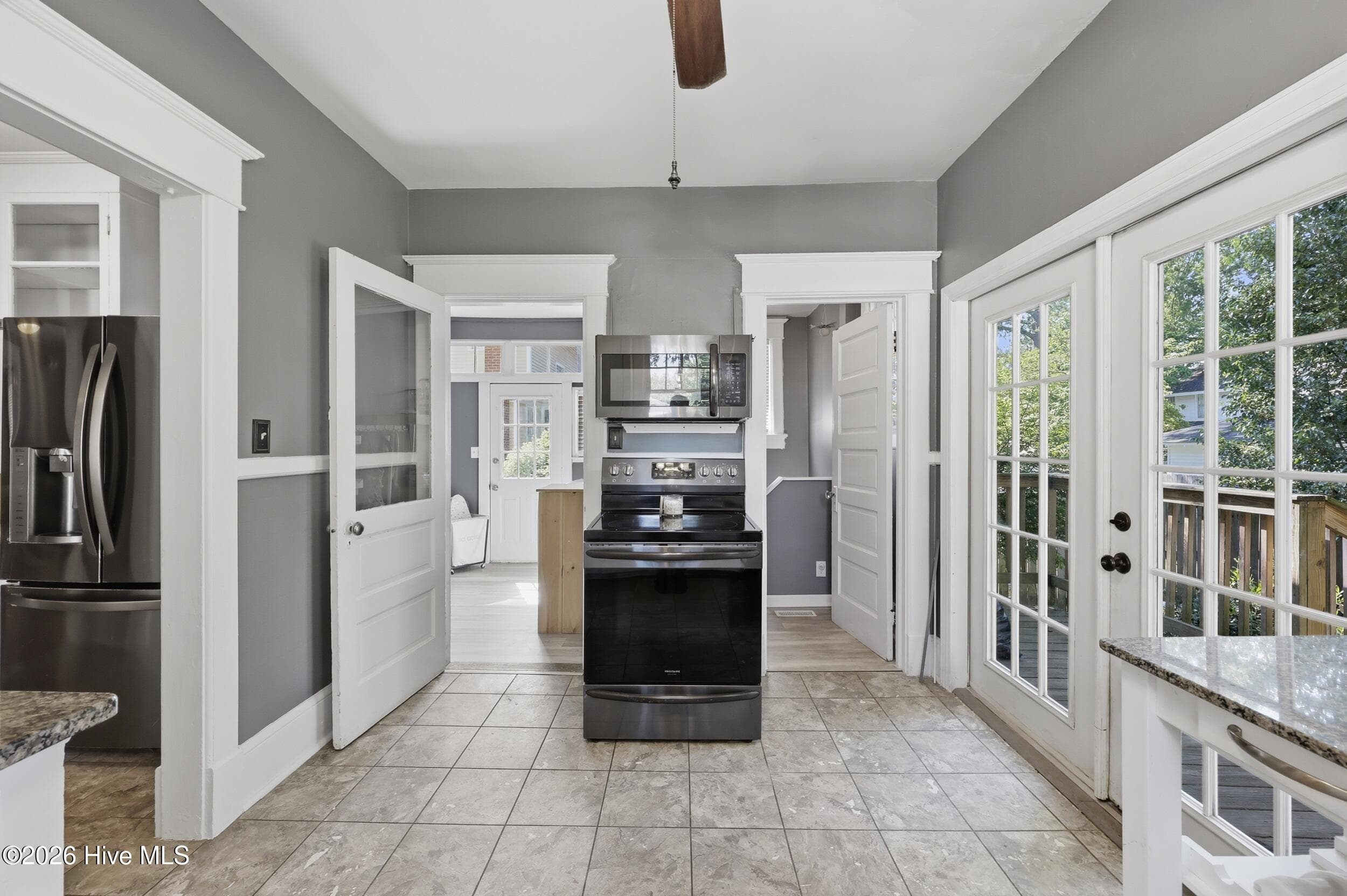 Single Family Residence at 1014 W Main Street, Elizabeth City, NC 27909, photo 17 of 62