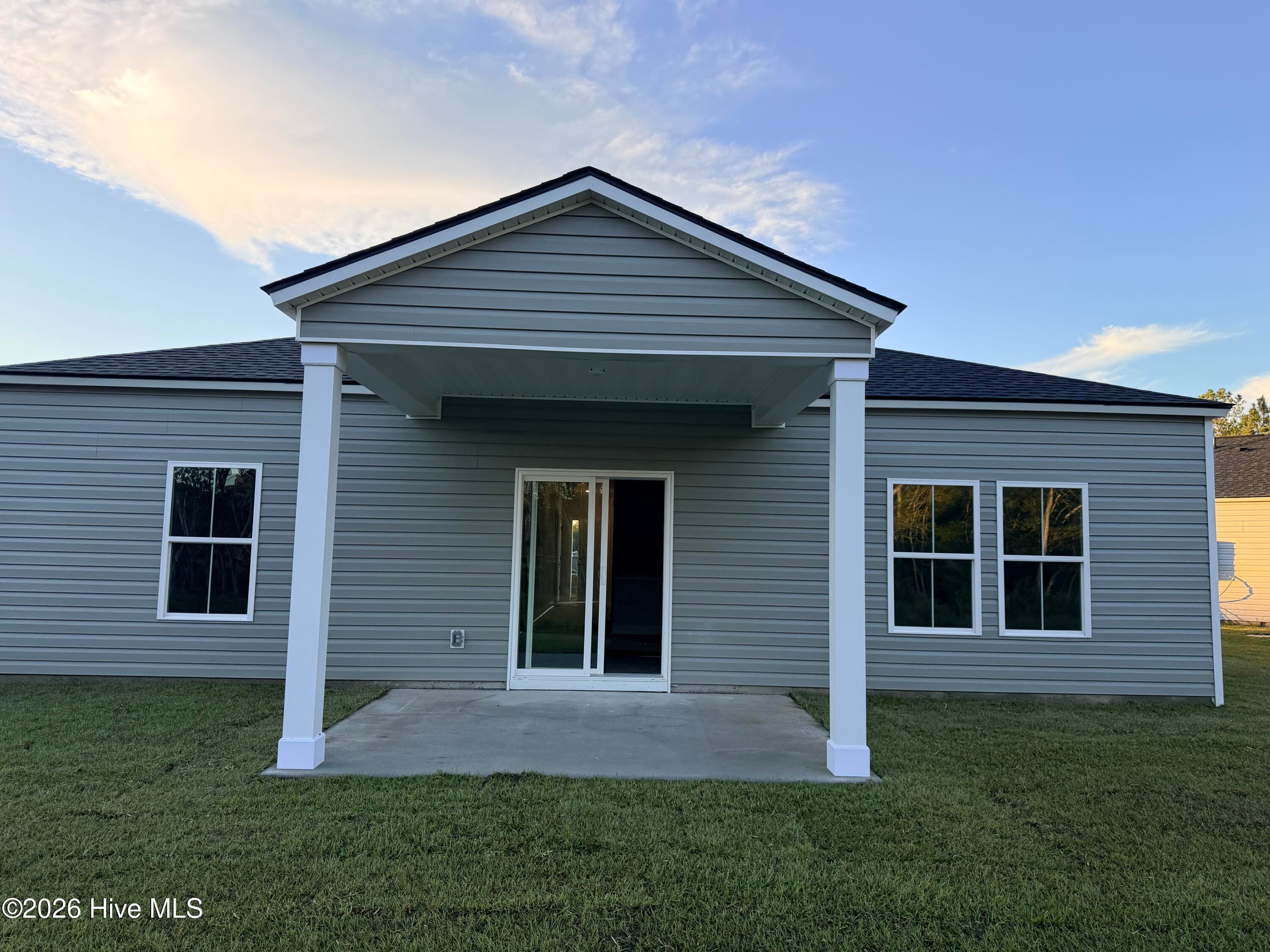 Single Family Residence at 850 Pinyon Loop SW Lot 23, Ocean Isle Beach, NC 28469, photo 8 of 39