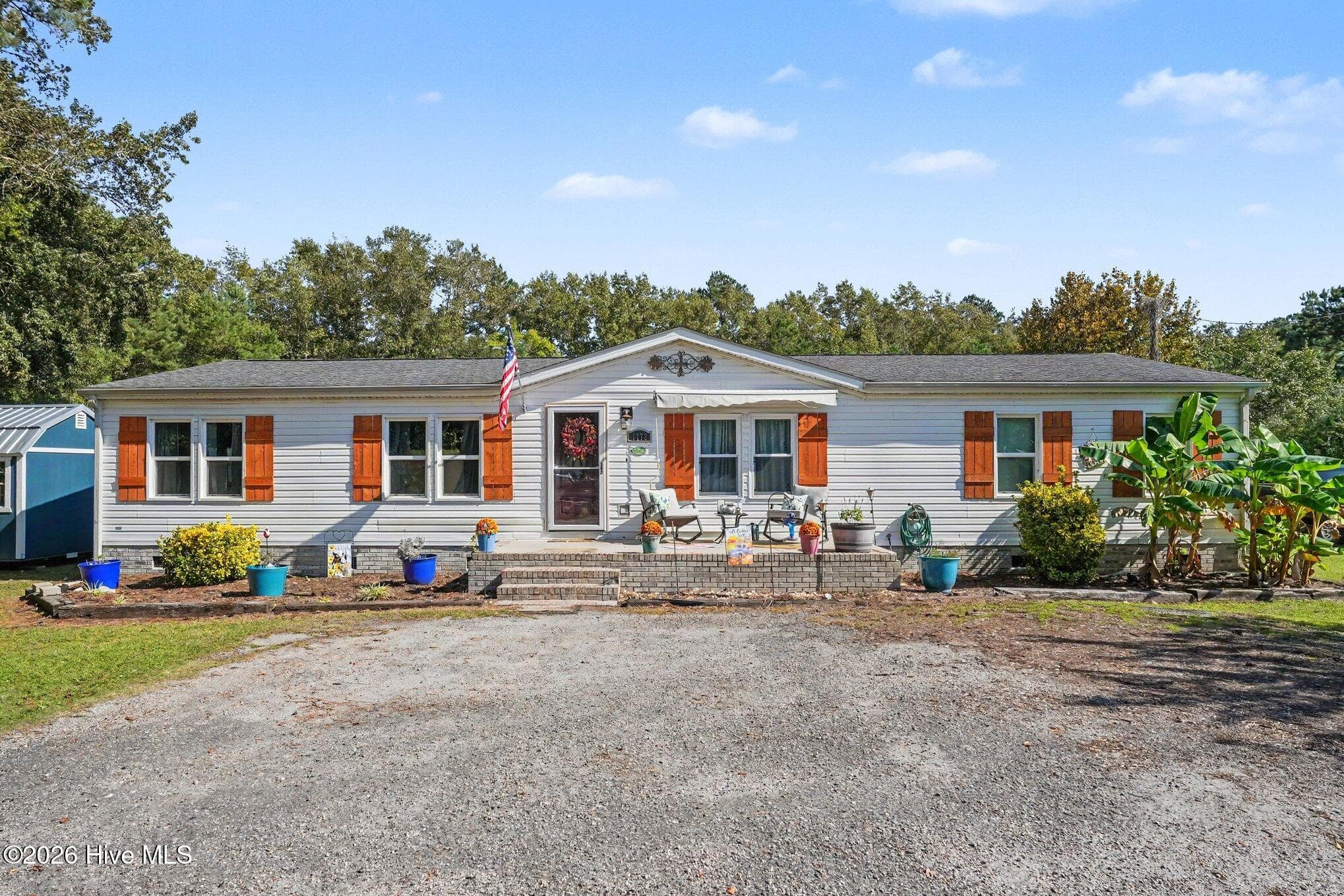 Manufactured Home at 1772 Highway 57 N, Little River, SC 29566, photo 2 of 33