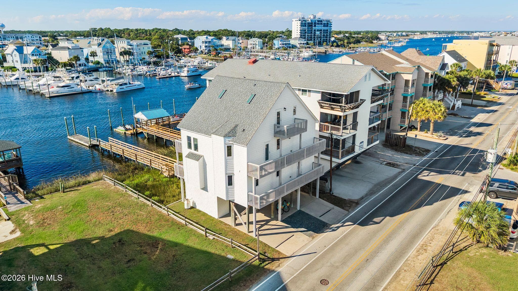 Single Family Residence at 517 Canal Drive, Carolina Beach, NC 28428, photo 9 of 119