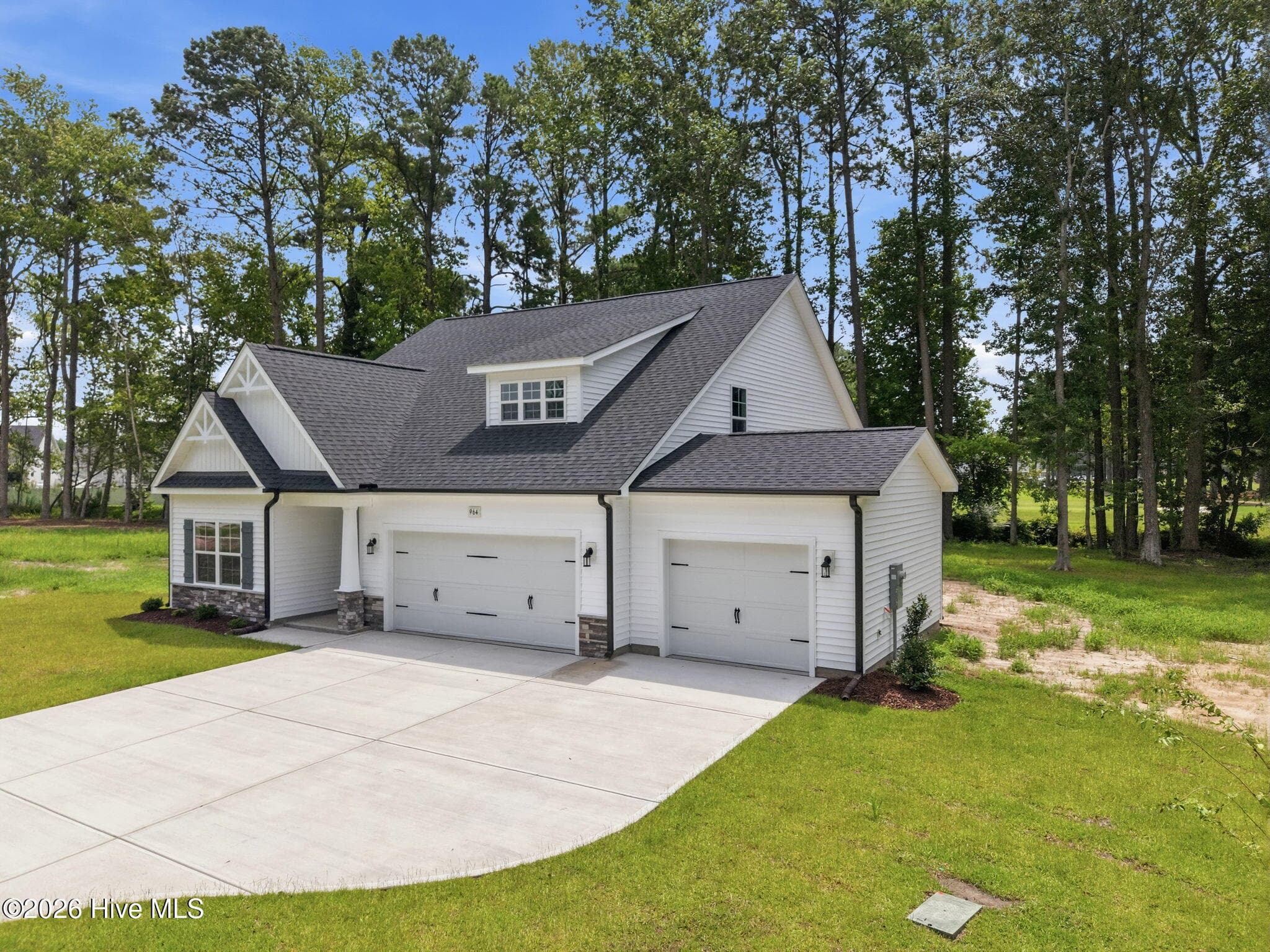 Single Family Residence at 964 Rialto Lane, Ayden, NC 28513, photo 9 of 63