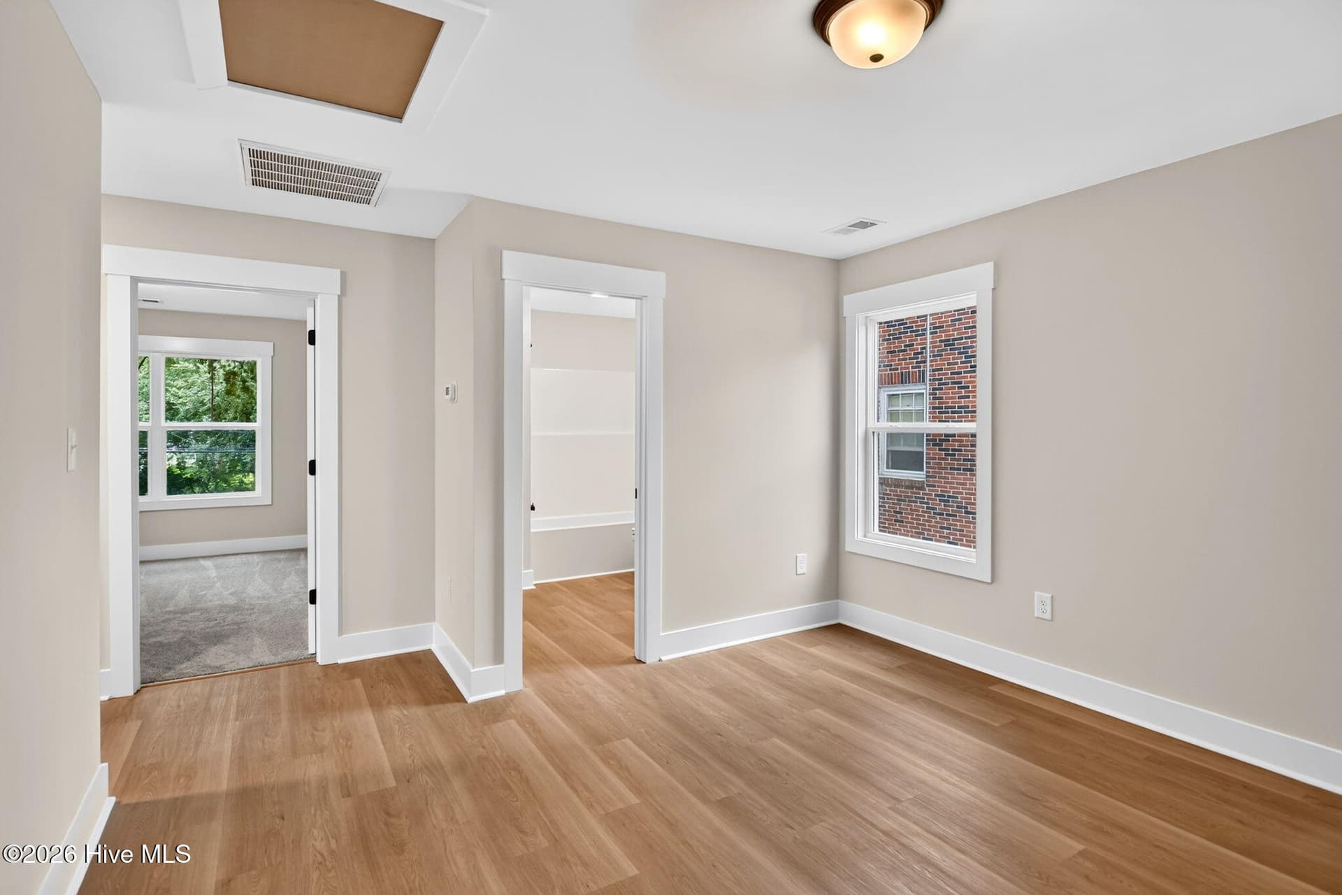 Upstairs Family Room looking towards the front bedroom - 2303 Chestnut Street, Wilmington, NC 28405