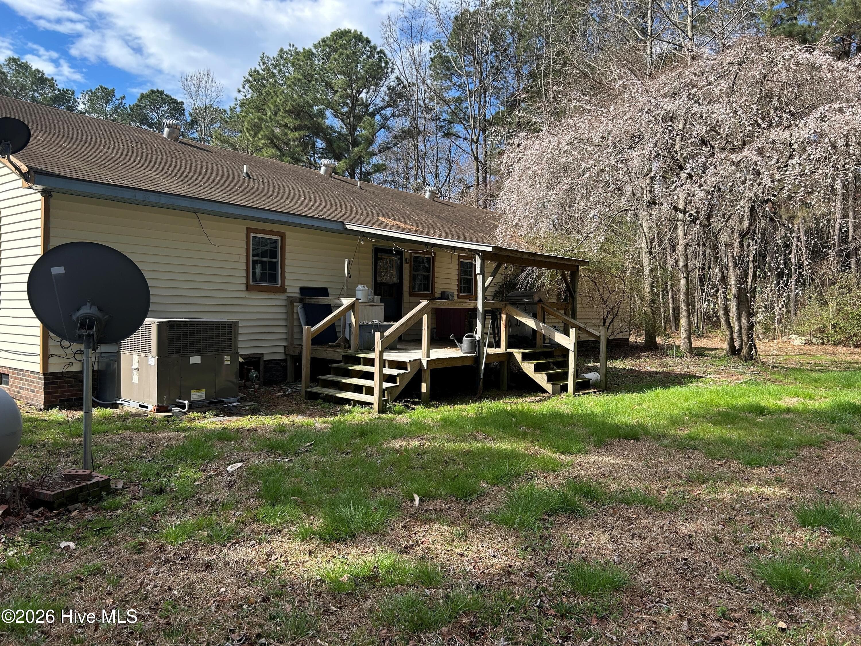 Manufactured Home at 1039 Pine Ridge Road, Merry Hill, NC 27957, photo 24 of 26