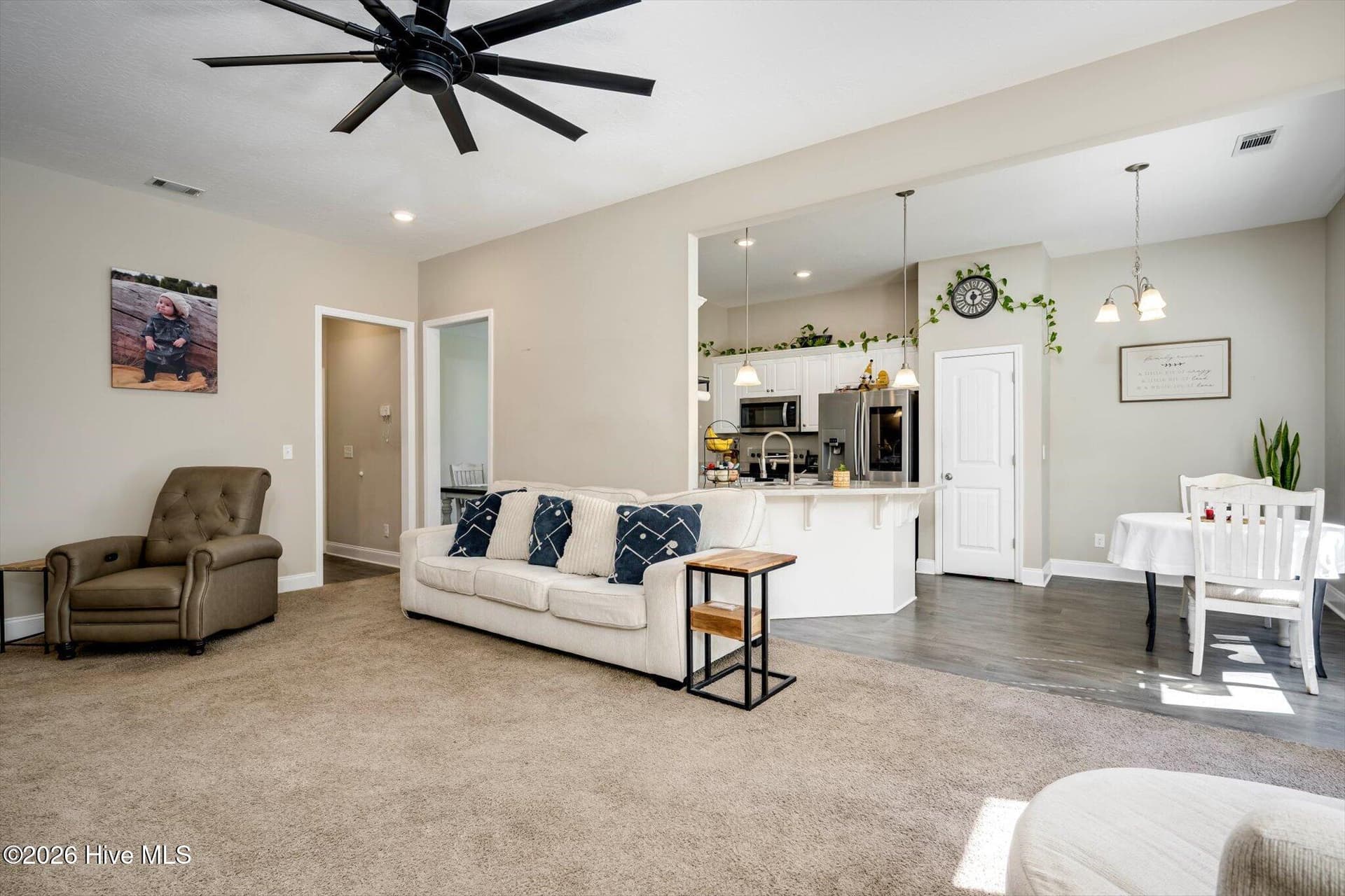Single Family Residence at 515 Bradley Drive, North Augusta, SC 29841, photo 5 of 24