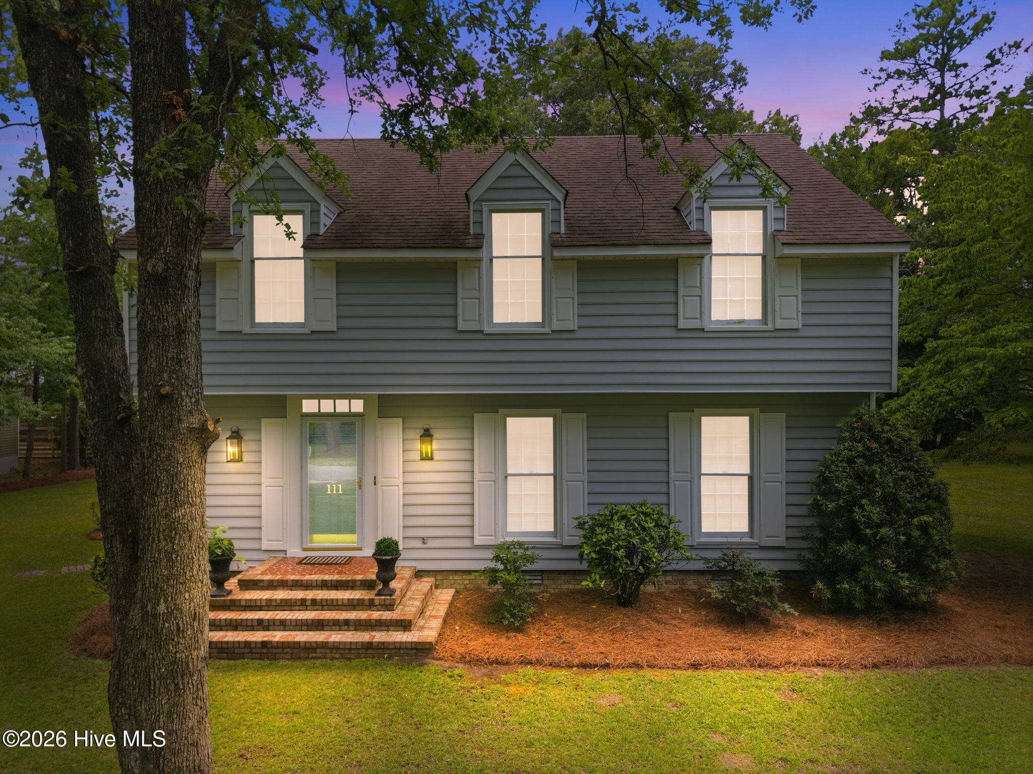 Single Family Residence at 111 N Wedgewood Drive, Washington, NC 27889, photo 2 of 5