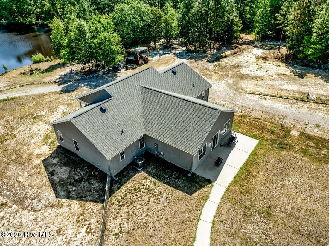 Single Family Residence at 137 Manley Road, Carthage, NC 28327, photo 6 of 64
