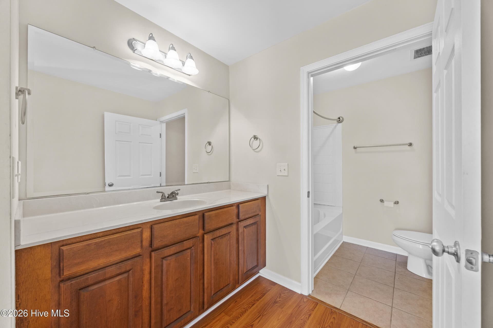 Condominium at 4420 Jay Bird Circle Unit 101, Wilmington, NC 28412, photo 18 of 36