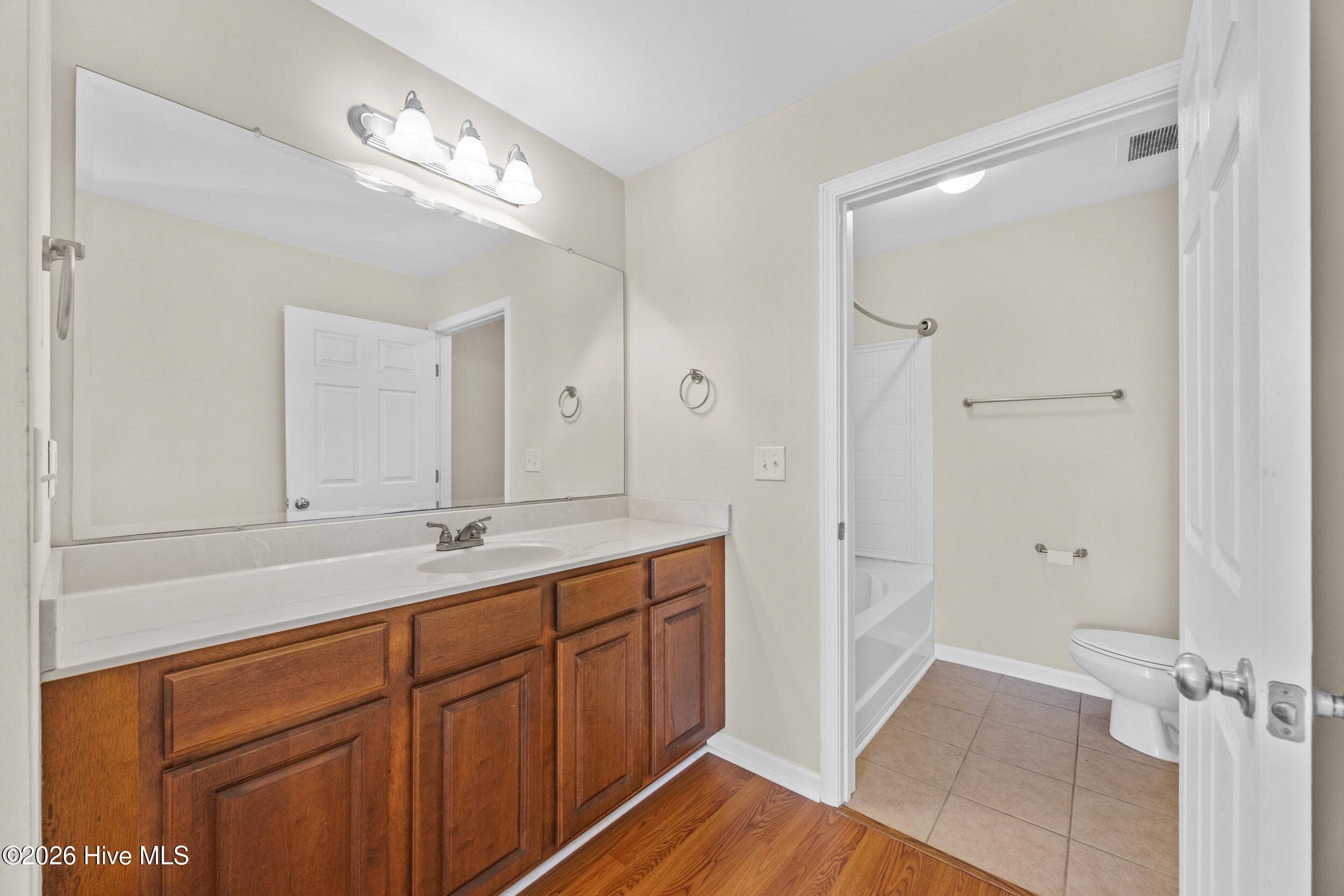 Condominium at 4420 Jay Bird Circle Unit 101, Wilmington, NC 28412, photo 18 of 36