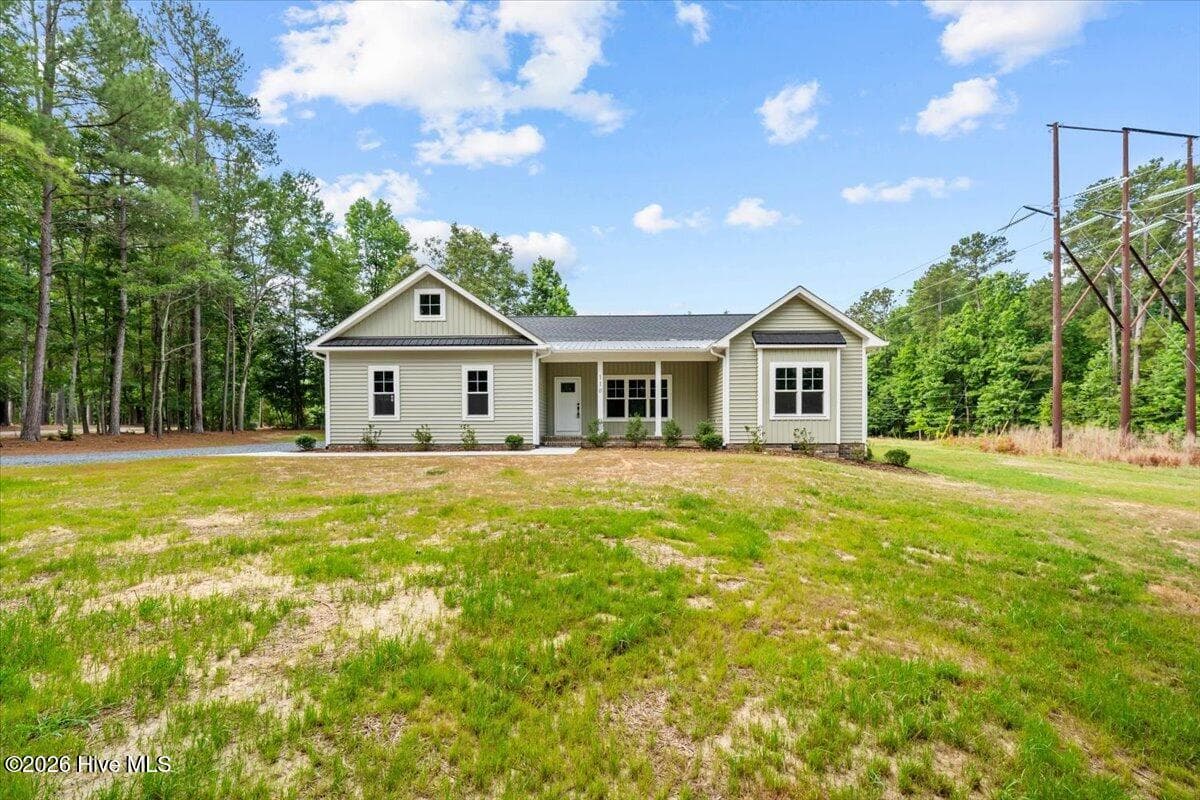 Single Family Residence at 110 Trailcrest Drive, Rockingham, NC 28379, photo 6 of 87