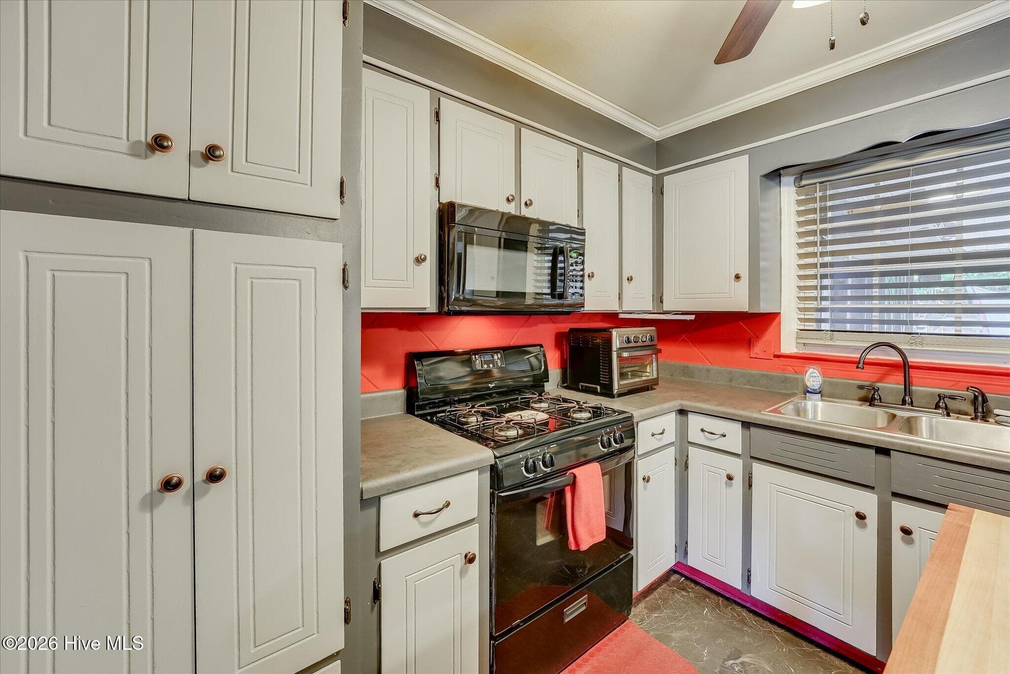 Single Family Residence at 214 Bristol Avenue, Aiken, SC 29801, photo 14 of 39