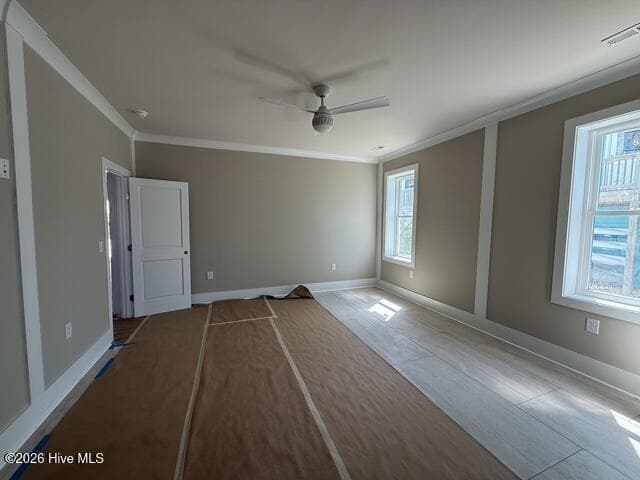 Ground Floor Bedroom With En-Suite Full Bath - 404 Ocean Drive ., Emerald Isle, NC 28594