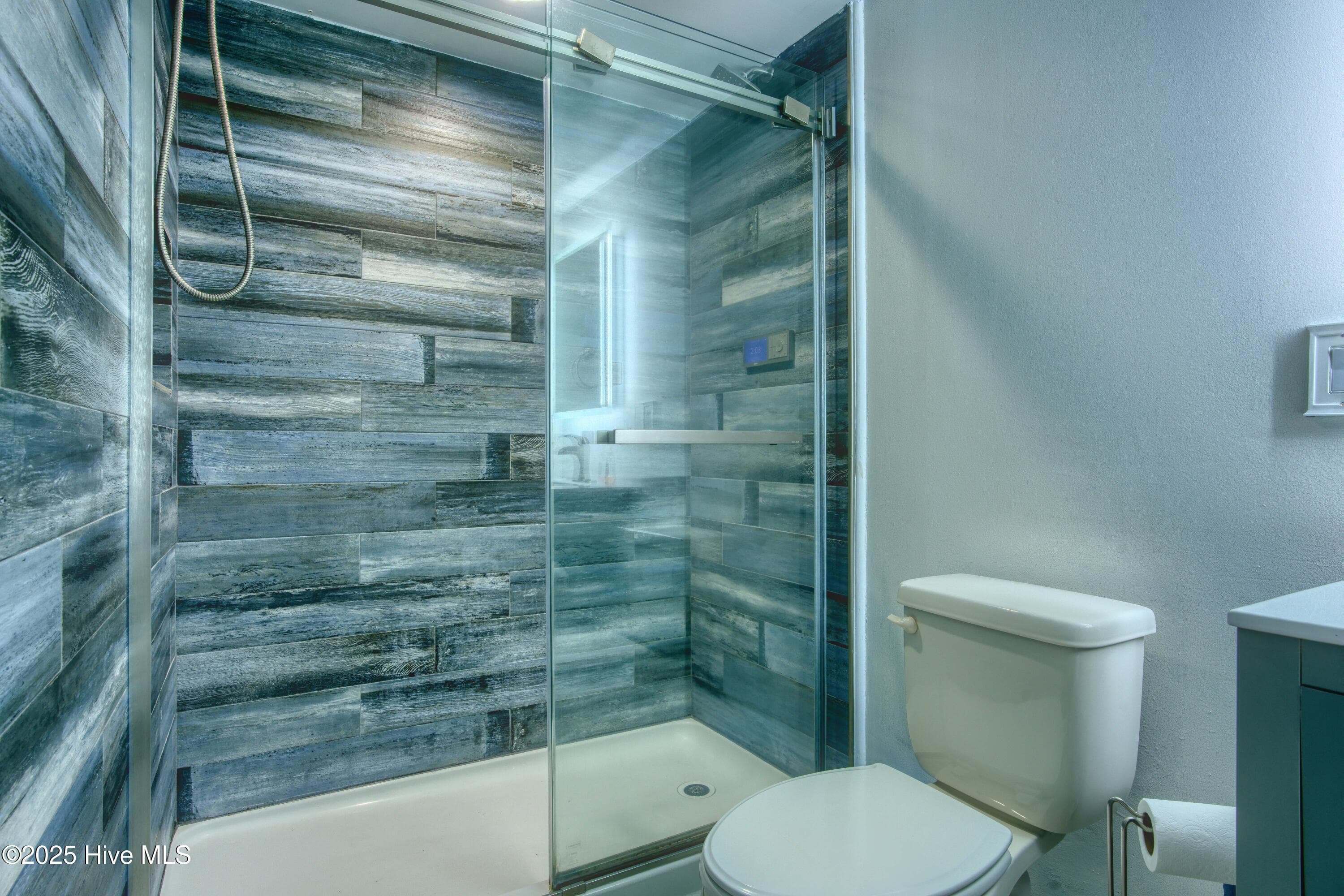 Condominium at 2000 New River Inlet Road Unit 3313, North Topsail Beach, NC 28460, photo 21 of 38