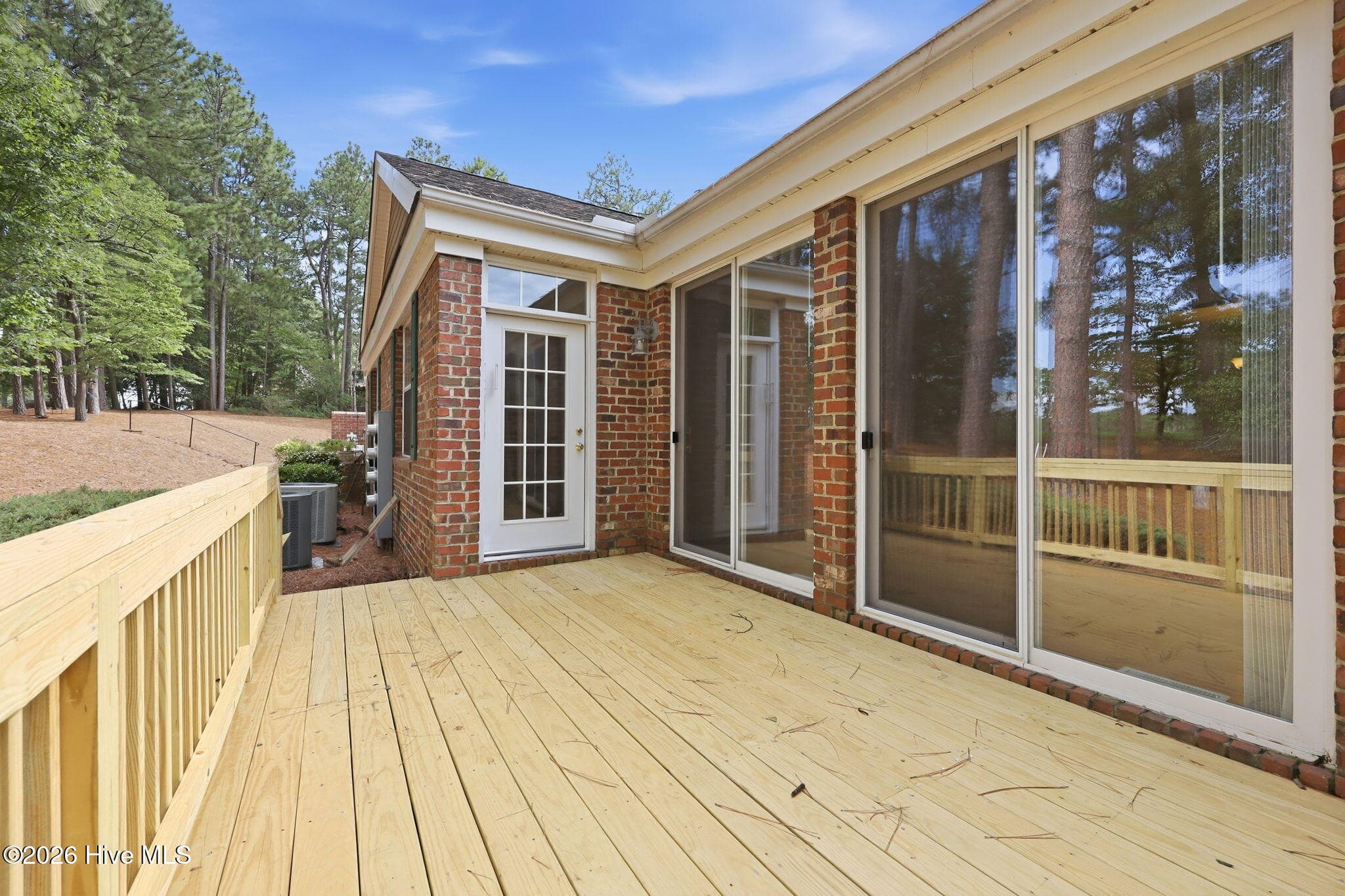 Townhouse at 140 Lighthorse Circle, Aberdeen, NC 28315, photo 41 of 50