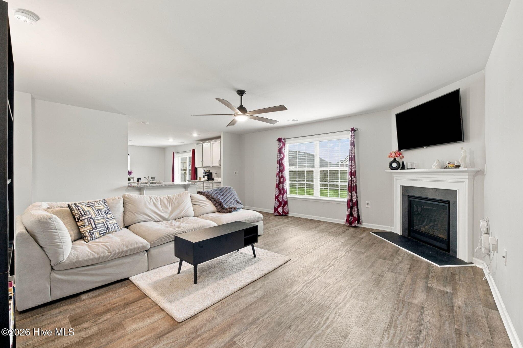 Single Family Residence at 212 Gracie Farms Road, New Bern, NC 28560, photo 12 of 32
