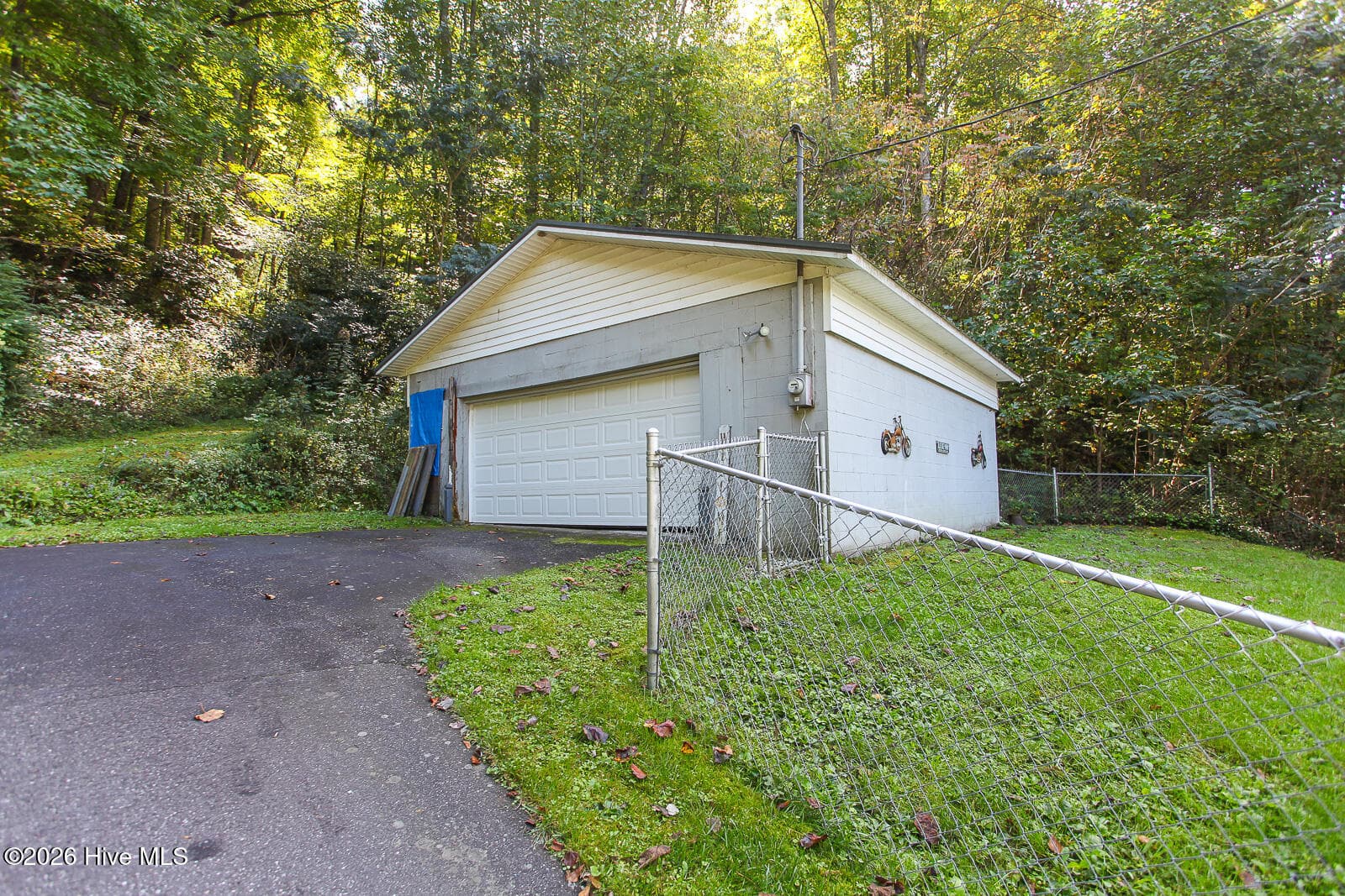 Manufactured Home at 447 Anderson Creek, Robbinsville, NC 28771, photo 53 of 98