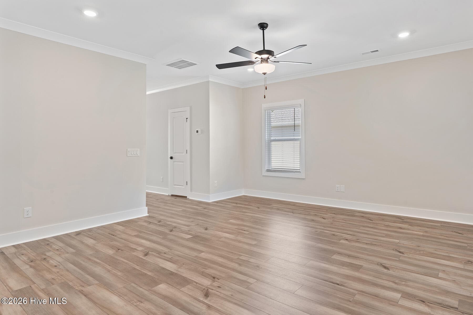 Single Family Residence at 230 S Umbrella Palm Drive, Hampstead, NC 28443, photo 5 of 19
