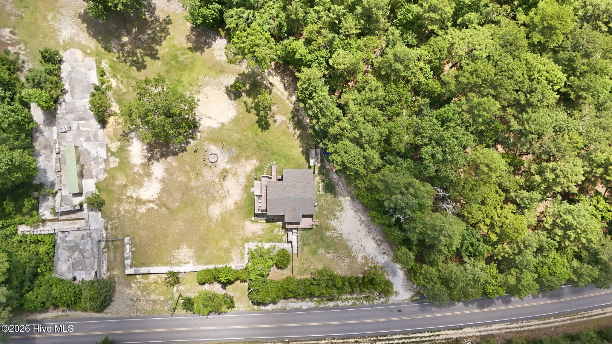 Single Family Residence at 4228 Vass Carthage Road, Carthage, NC 28327, photo 7 of 41