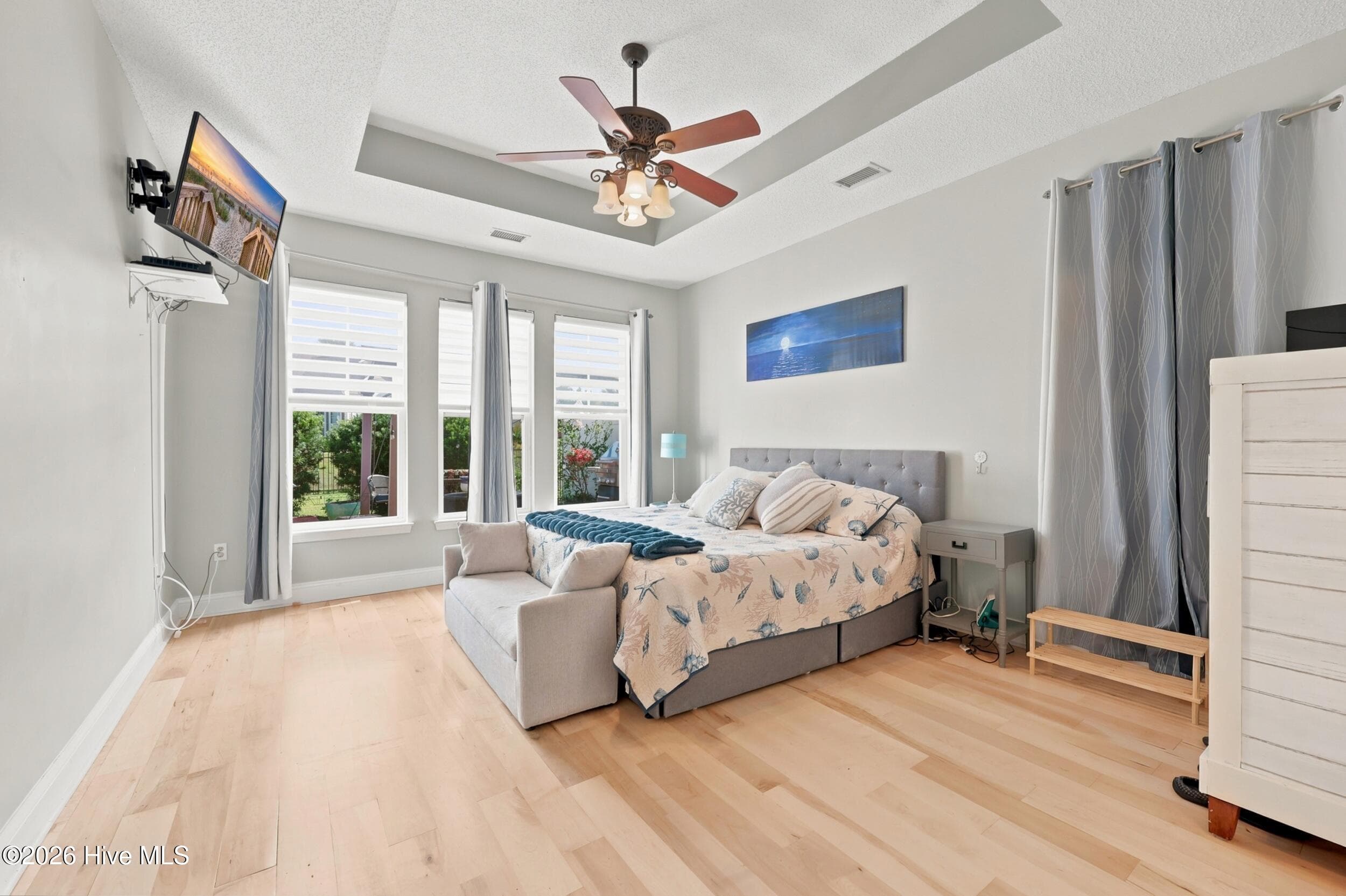 Single Family Residence at 694 Meadowbrook Lane NW, Calabash, NC 28467, photo 18 of 48