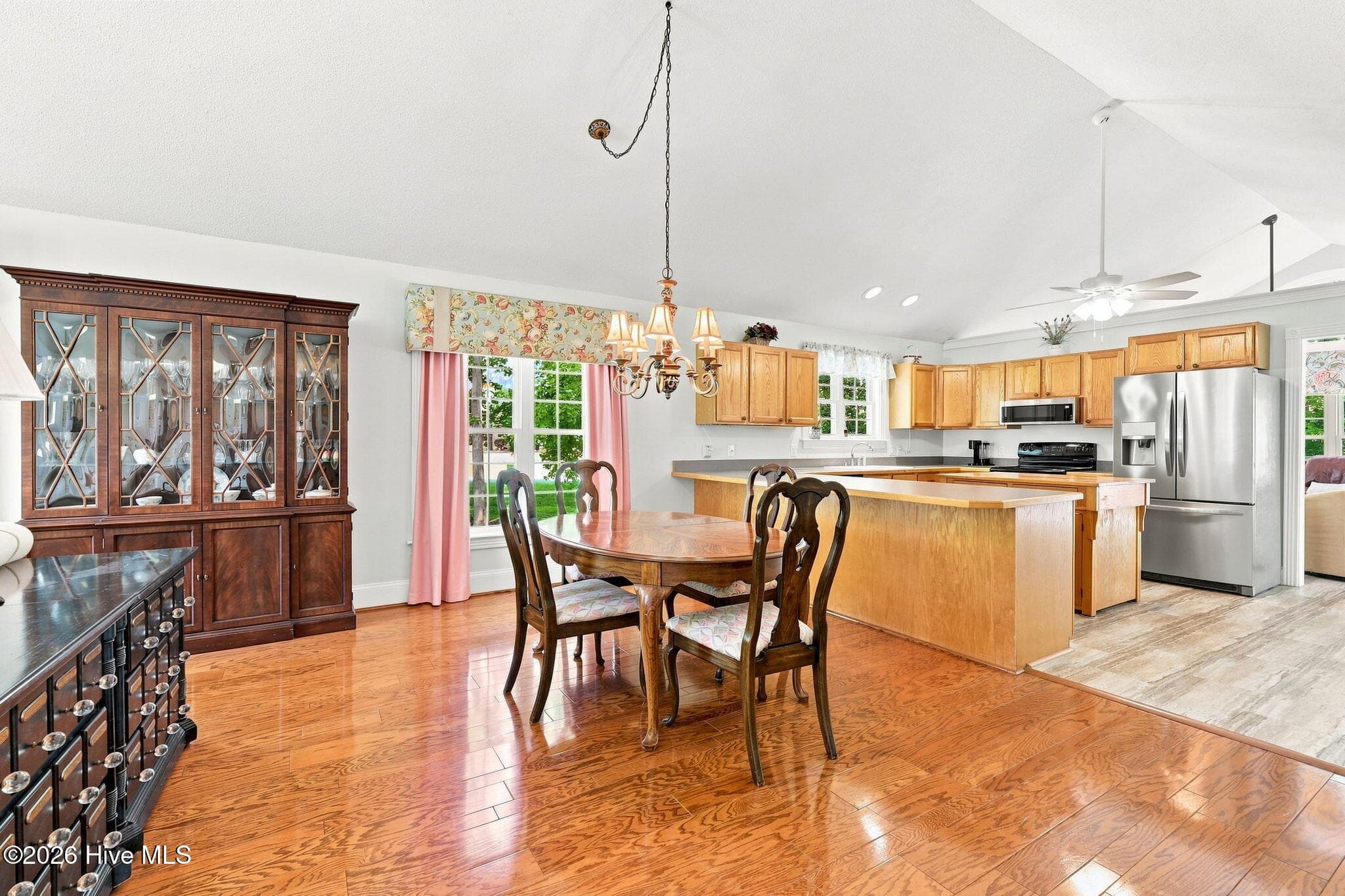 Single Family Residence at 101 Pamlico Place, Chocowinity, NC 27817, photo 17 of 57