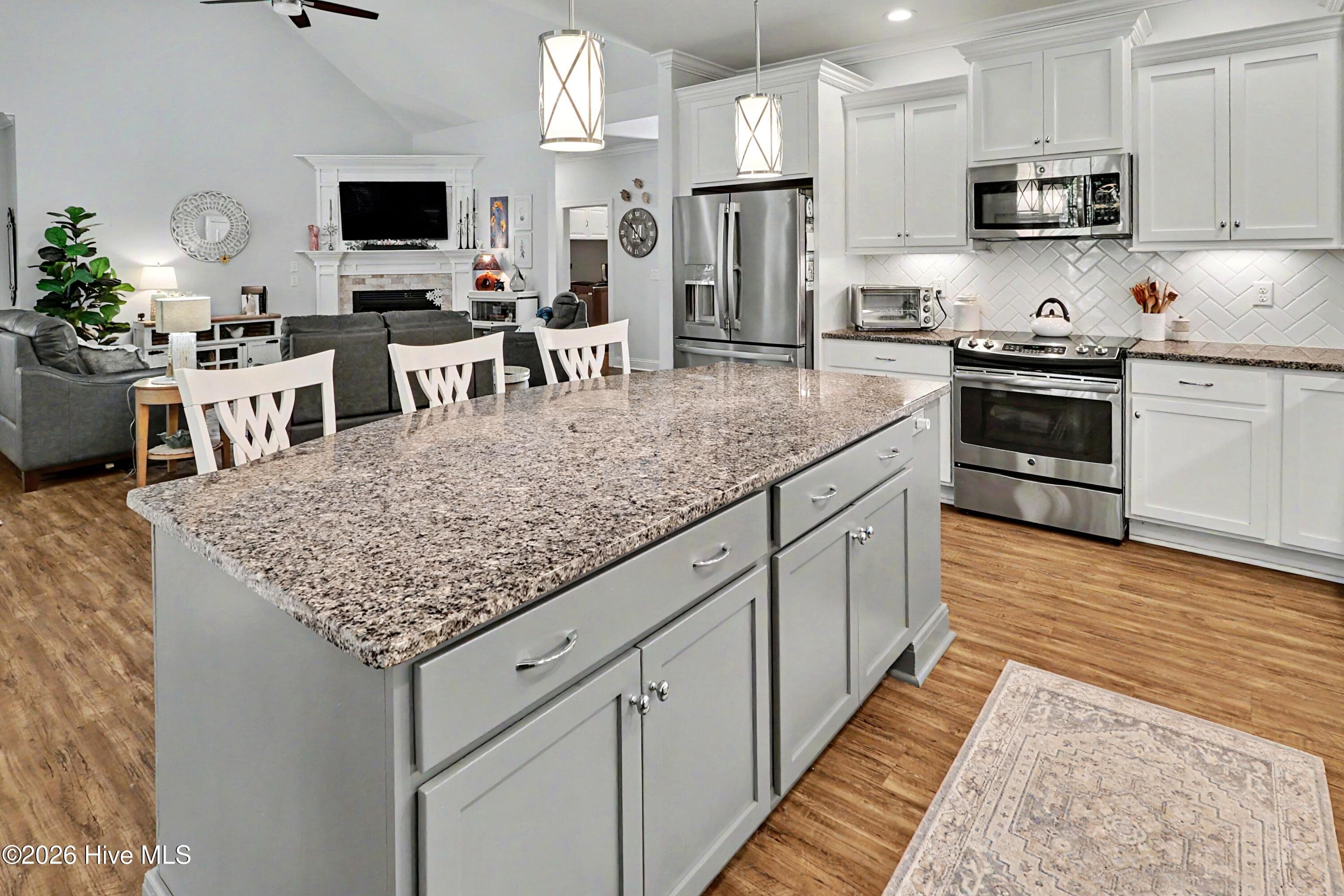 Single Family Residence at 207 Westminster Way, Hampstead, NC 28443, photo 7 of 44